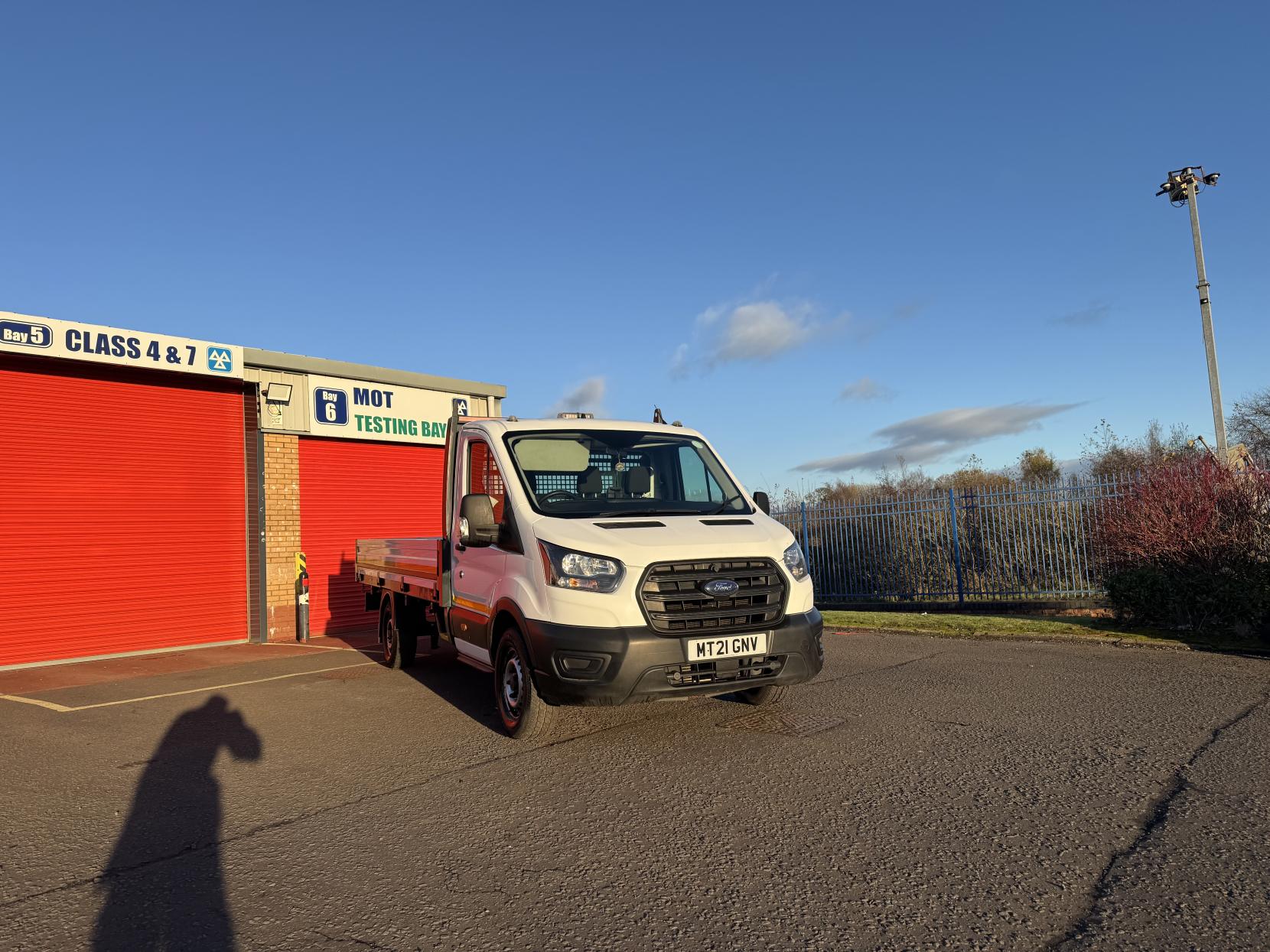 Ford Transit 2.0 350 EcoBlue Leader Dropside 2dr Diesel Manual RWD L4 Euro 6 (s/s) (130 ps)