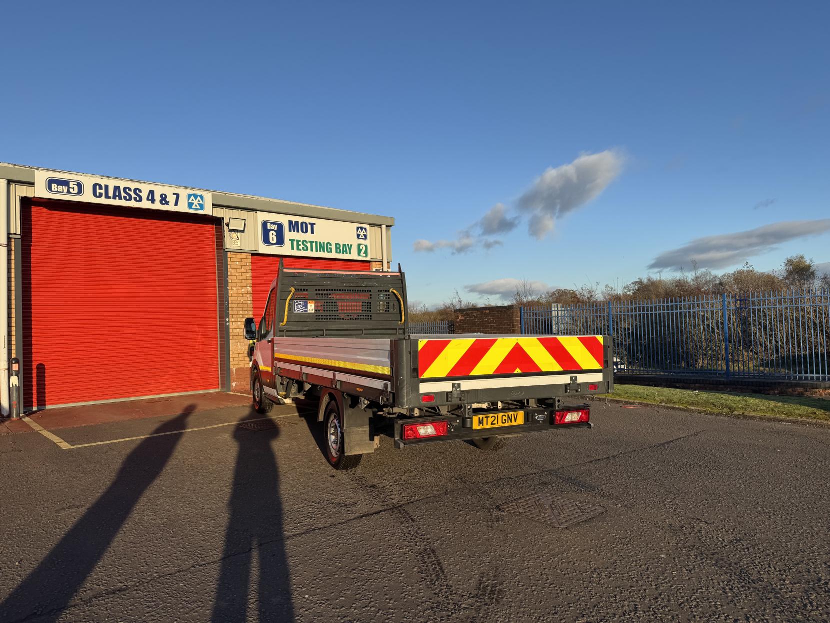 Ford Transit 2.0 350 EcoBlue Leader Dropside 2dr Diesel Manual RWD L4 Euro 6 (s/s) (130 ps)