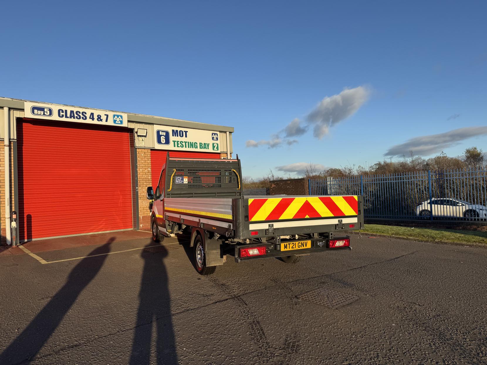 Ford Transit 2.0 350 EcoBlue Leader Dropside 2dr Diesel Manual RWD L4 Euro 6 (s/s) (130 ps)