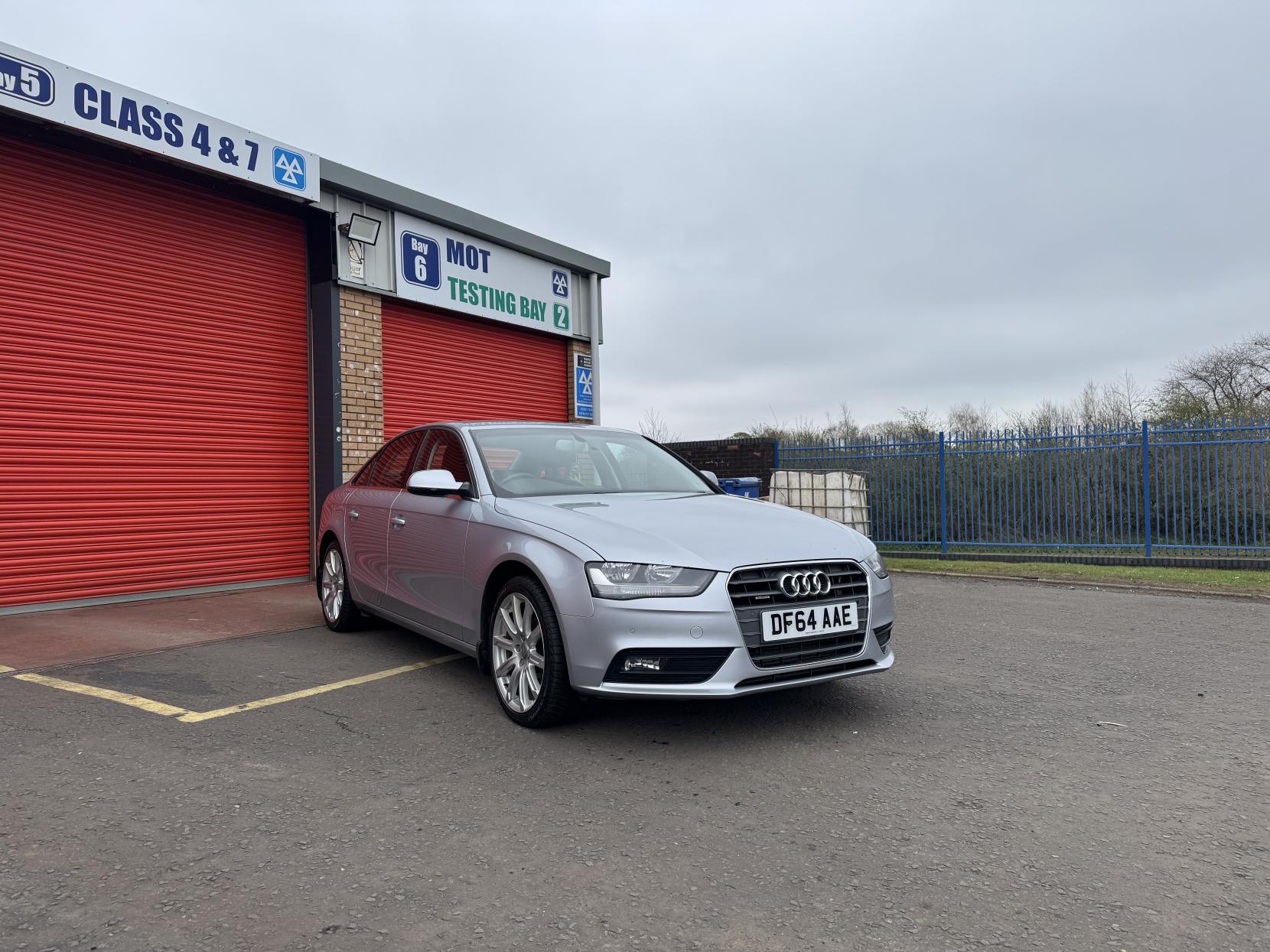 Audi A4 2.0 TDI SE Technik Saloon 4dr Diesel Manual quattro Euro 5 (s/s) (177 ps)