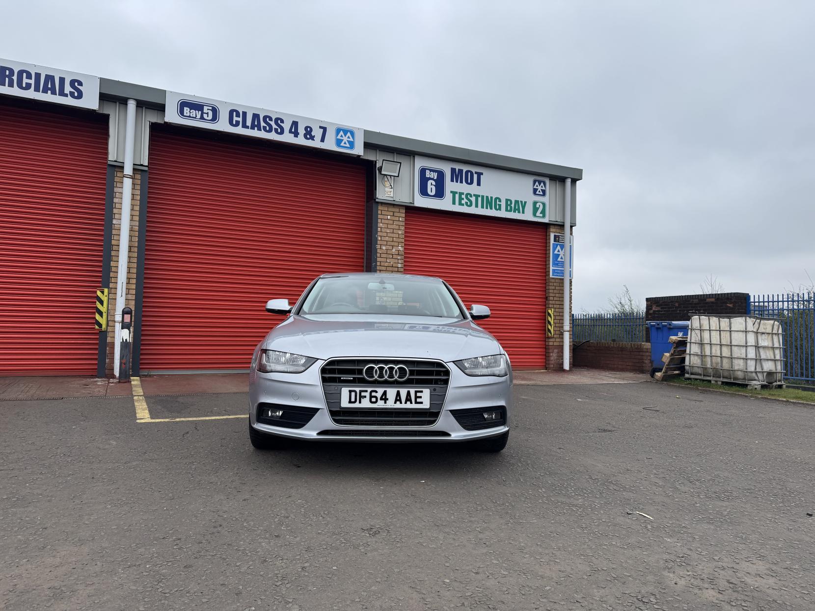 Audi A4 2.0 TDI SE Technik Saloon 4dr Diesel Manual quattro Euro 5 (s/s) (177 ps)