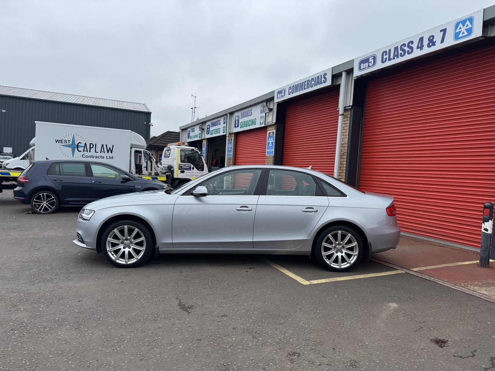 Audi A4 2.0 TDI SE Technik Saloon 4dr Diesel Manual quattro Euro 5 (s/s) (177 ps)