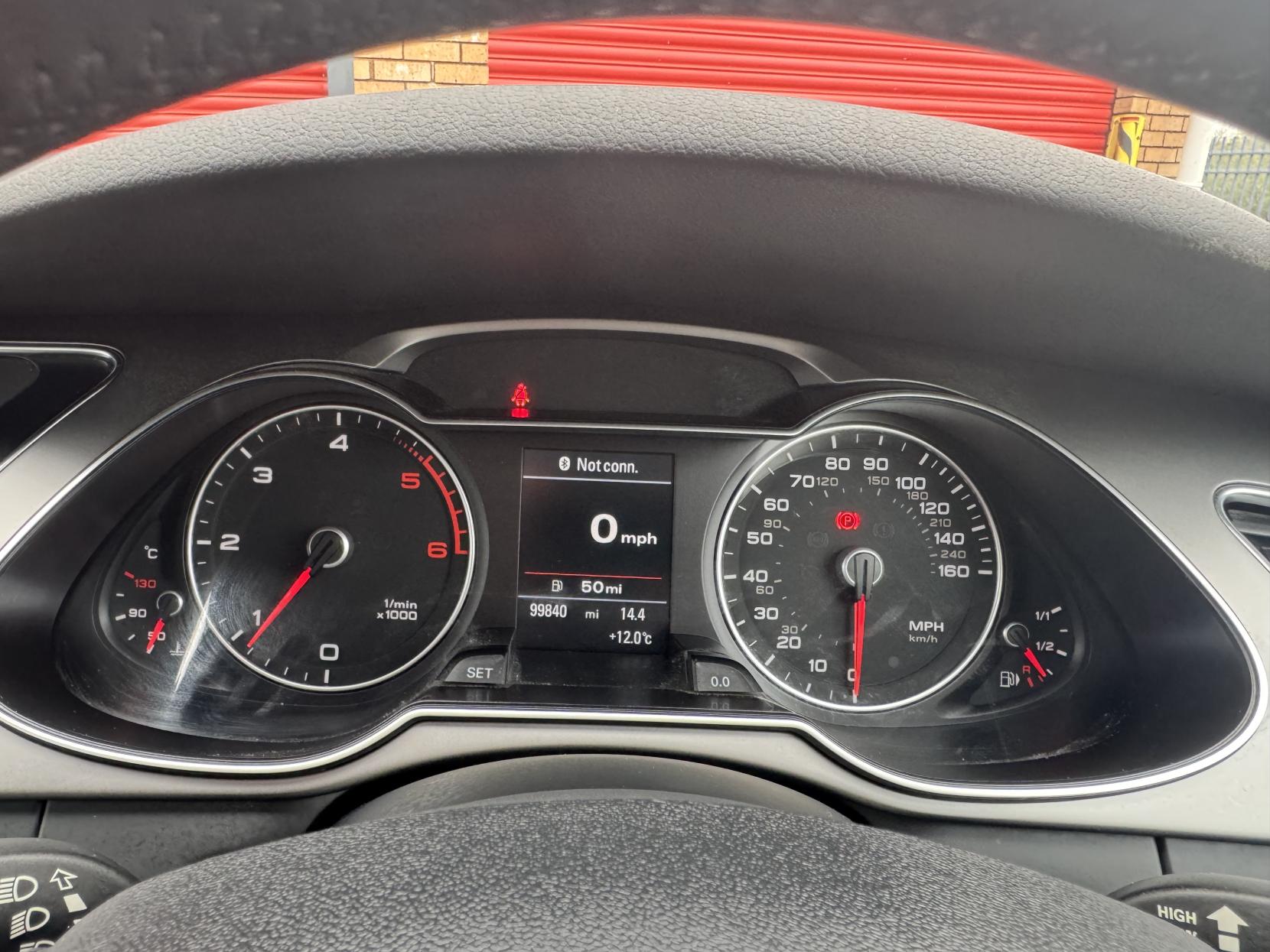 Audi A4 2.0 TDI SE Technik Saloon 4dr Diesel Manual quattro Euro 5 (s/s) (177 ps)