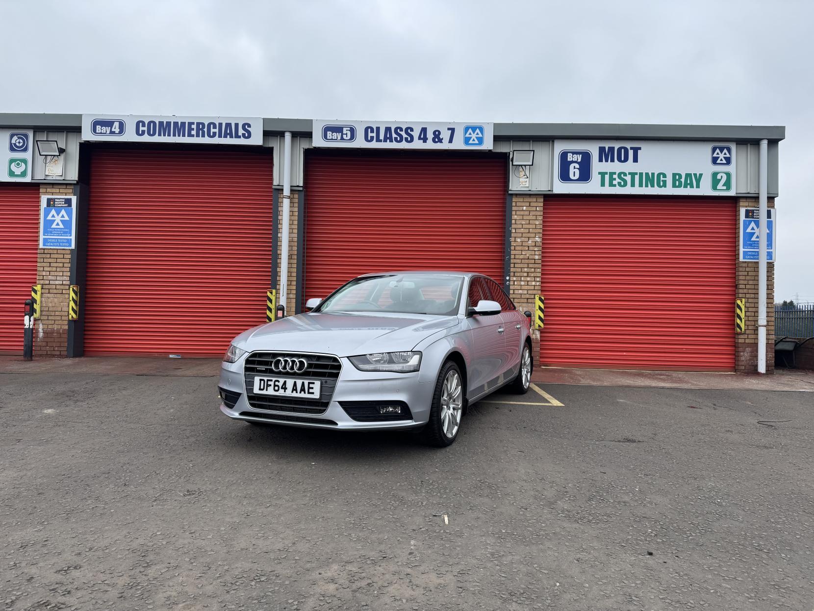 Audi A4 2.0 TDI SE Technik Saloon 4dr Diesel Manual quattro Euro 5 (s/s) (177 ps)