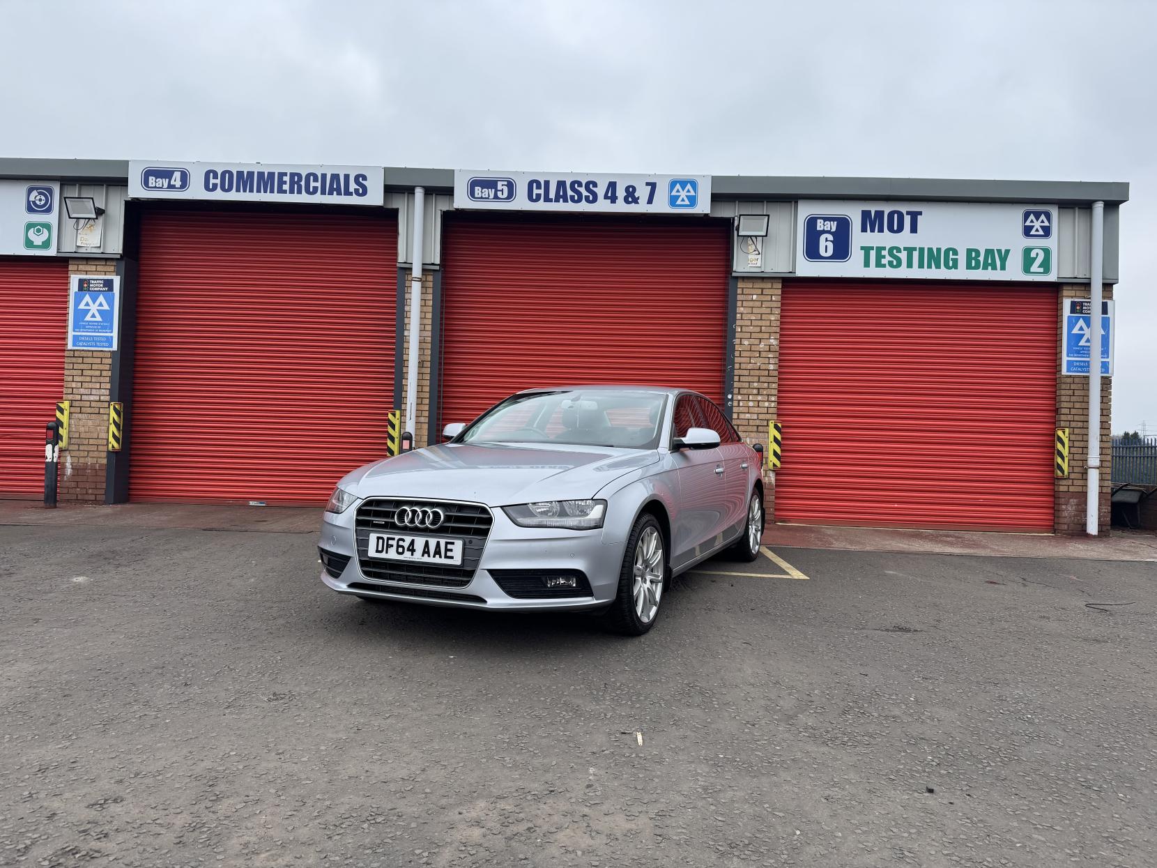 Audi A4 2.0 TDI SE Technik Saloon 4dr Diesel Manual quattro Euro 5 (s/s) (177 ps)