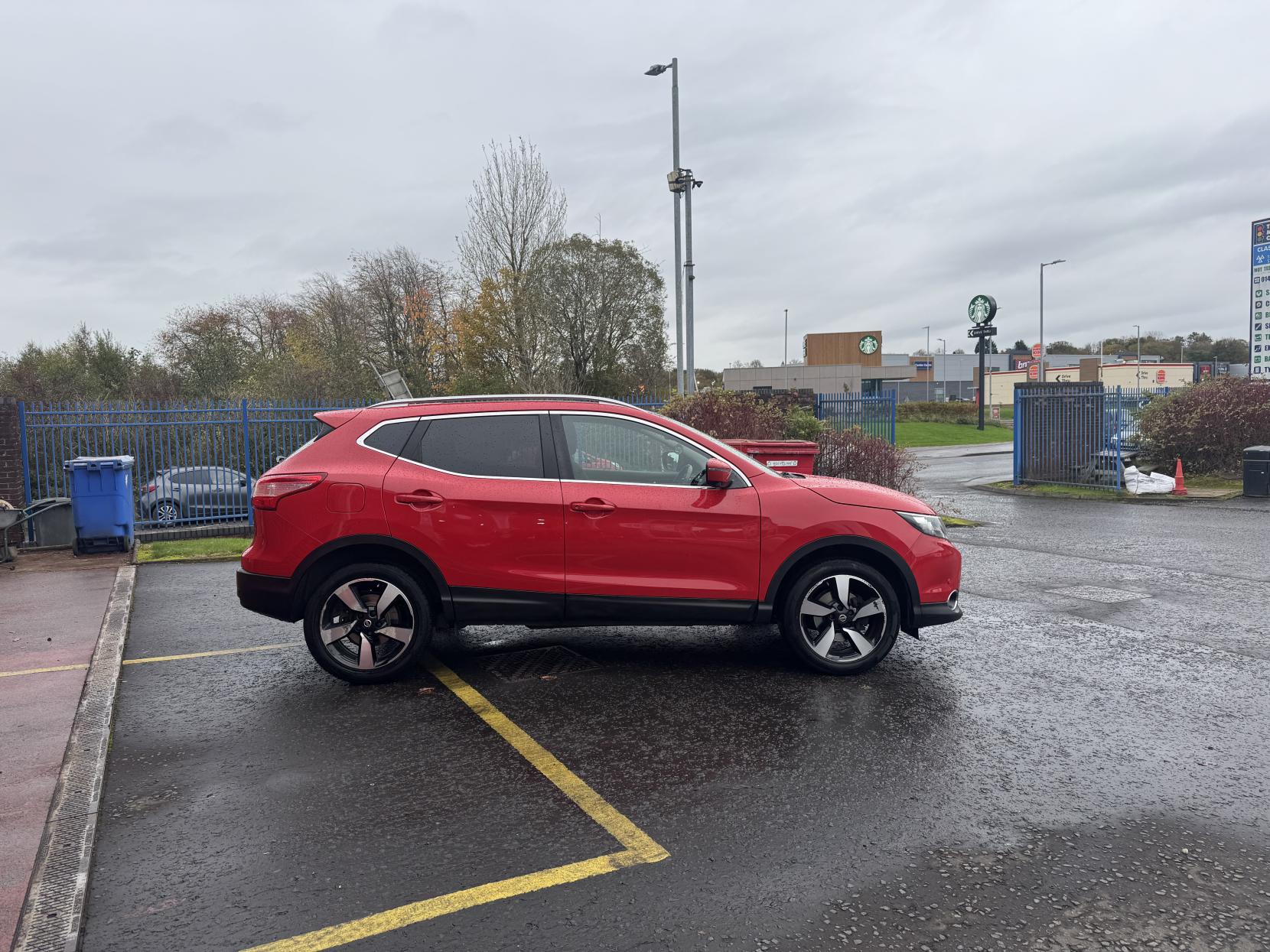 Nissan Qashqai 1.5 dCi n-tec+ SUV 5dr Diesel Manual 2WD Euro 6 (s/s) (110 ps)