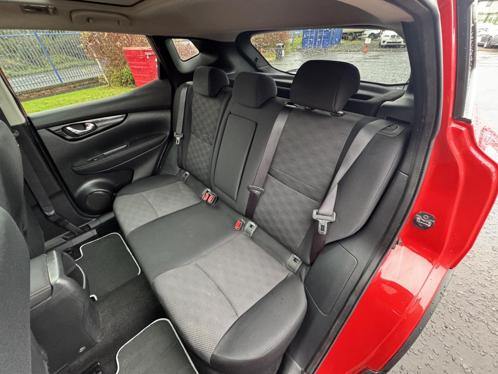 Nissan Qashqai 1.5 dCi n-tec+ SUV 5dr Diesel Manual 2WD Euro 6 (s/s) (110 ps)
