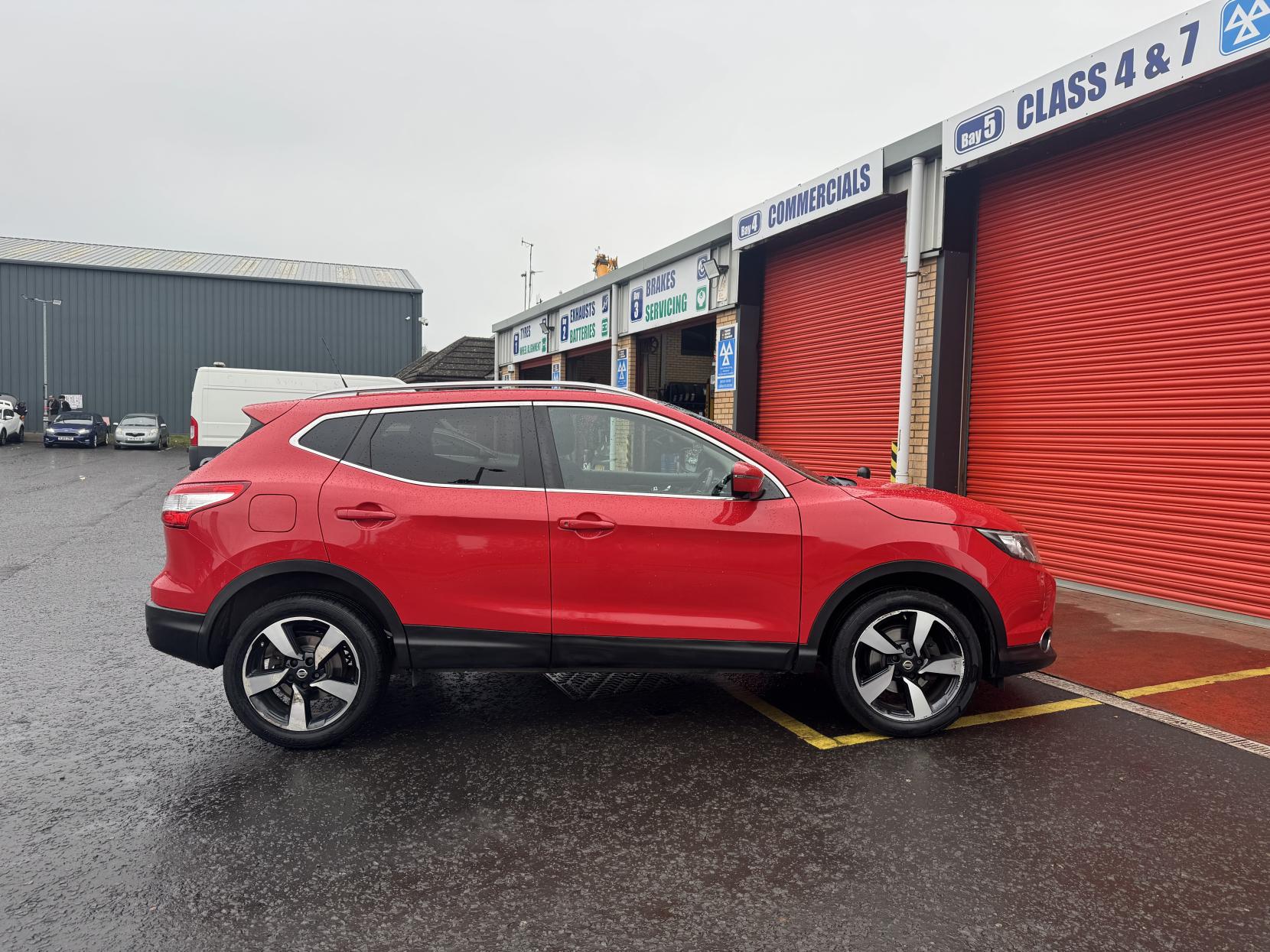 Nissan Qashqai 1.5 dCi n-tec+ SUV 5dr Diesel Manual 2WD Euro 6 (s/s) (110 ps)