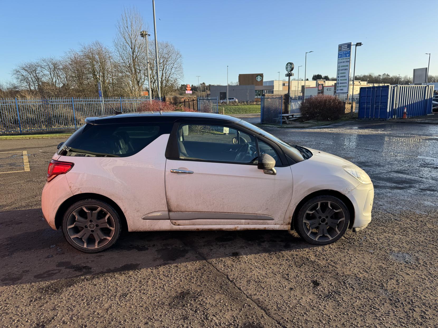 Citroen DS3 1.6 e-HDi Airdream DStyle Plus Hatchback 3dr Diesel Manual Euro 5 (s/s) (90 ps)