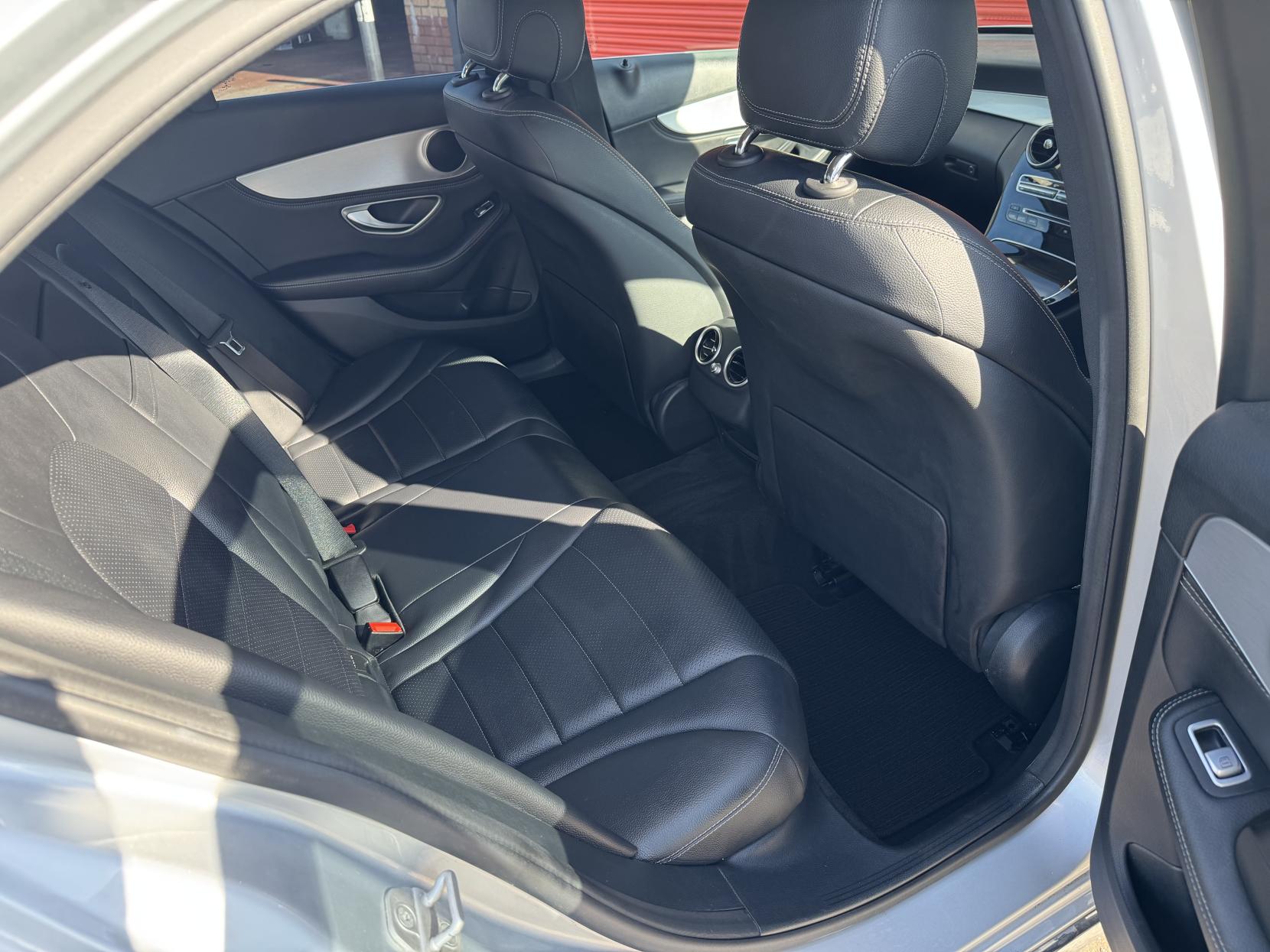 Mercedes-Benz C Class 2.1 C250 BlueTEC Sport Saloon 4dr Diesel G-Tronic+ Euro 6 (s/s) (204 ps)