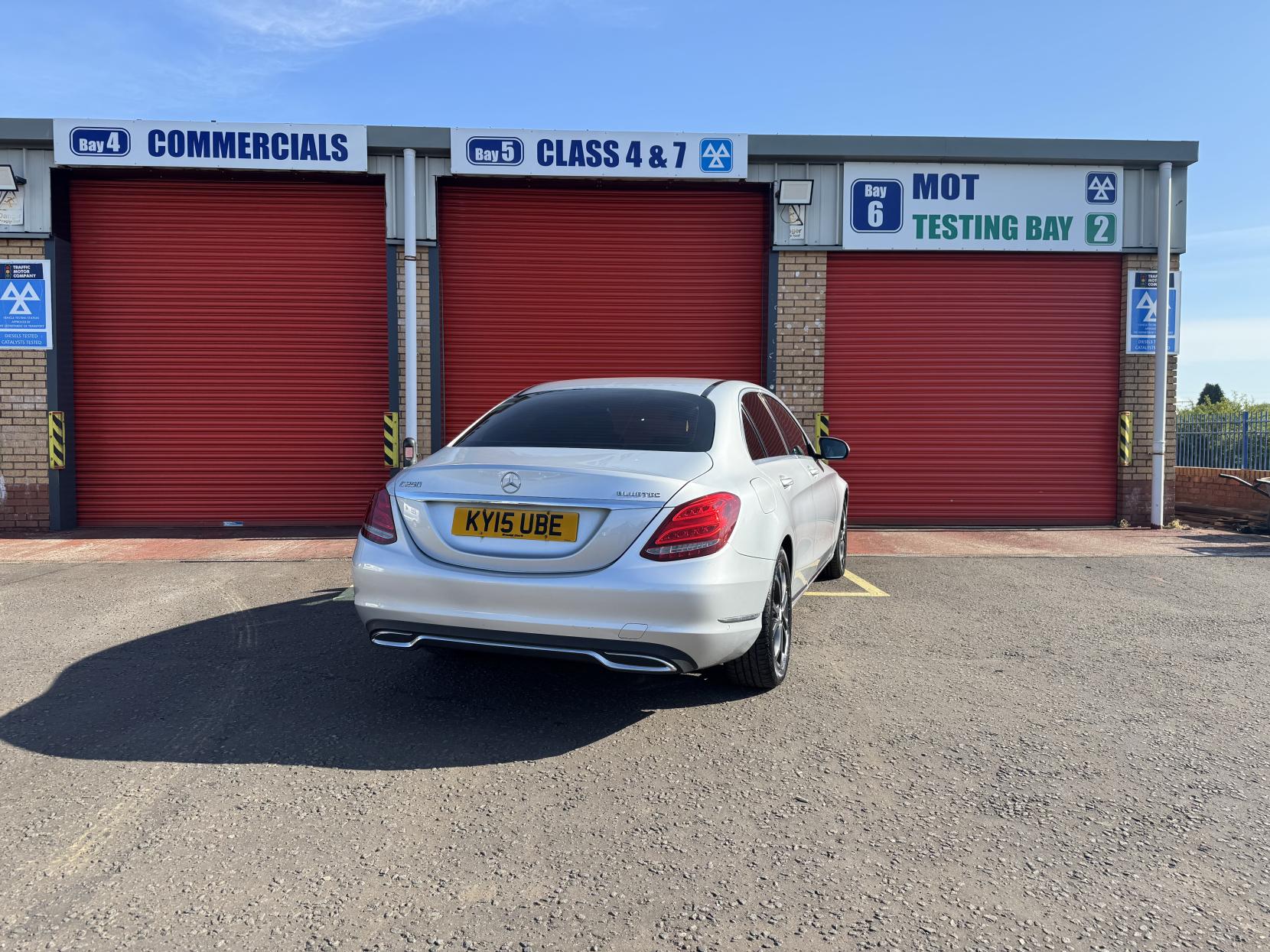 Mercedes-Benz C Class 2.1 C250 BlueTEC Sport Saloon 4dr Diesel G-Tronic+ Euro 6 (s/s) (204 ps)