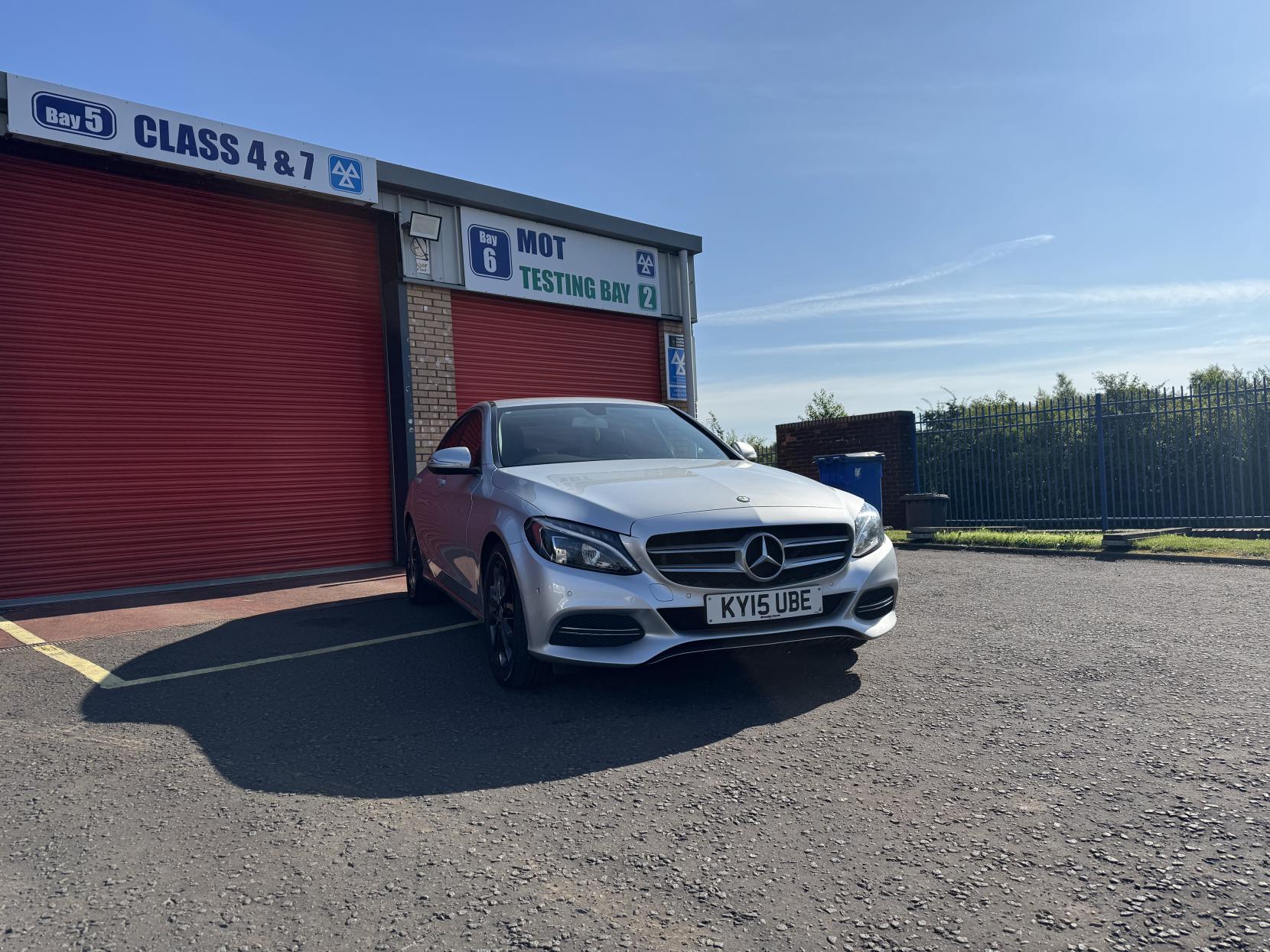 Mercedes-Benz C Class 2.1 C250 BlueTEC Sport Saloon 4dr Diesel G-Tronic+ Euro 6 (s/s) (204 ps)