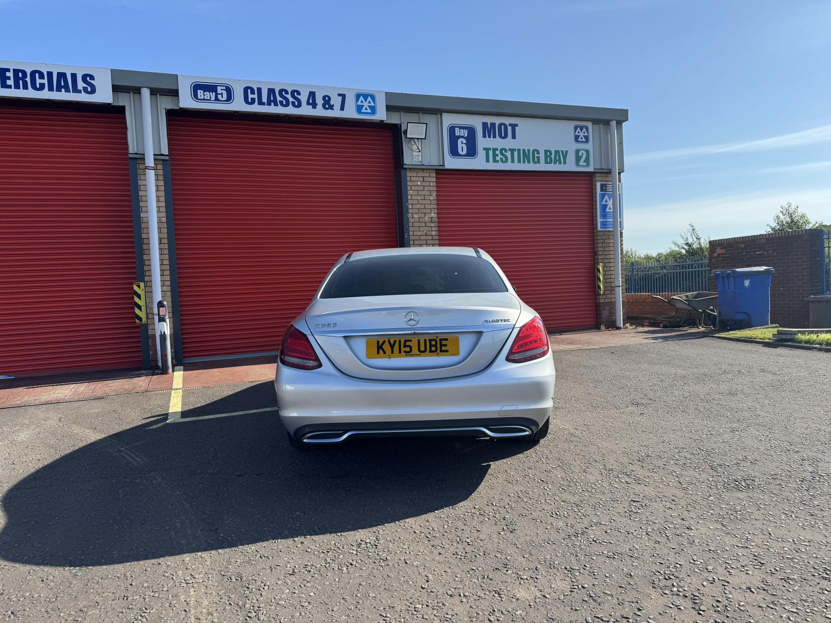 Mercedes-Benz C Class 2.1 C250 BlueTEC Sport Saloon 4dr Diesel G-Tronic+ Euro 6 (s/s) (204 ps)