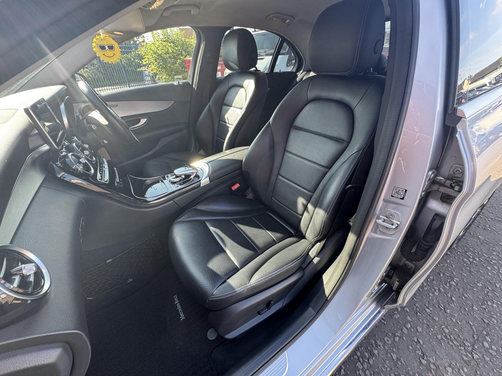 Mercedes-Benz C Class 2.1 C250 BlueTEC Sport Saloon 4dr Diesel G-Tronic+ Euro 6 (s/s) (204 ps)