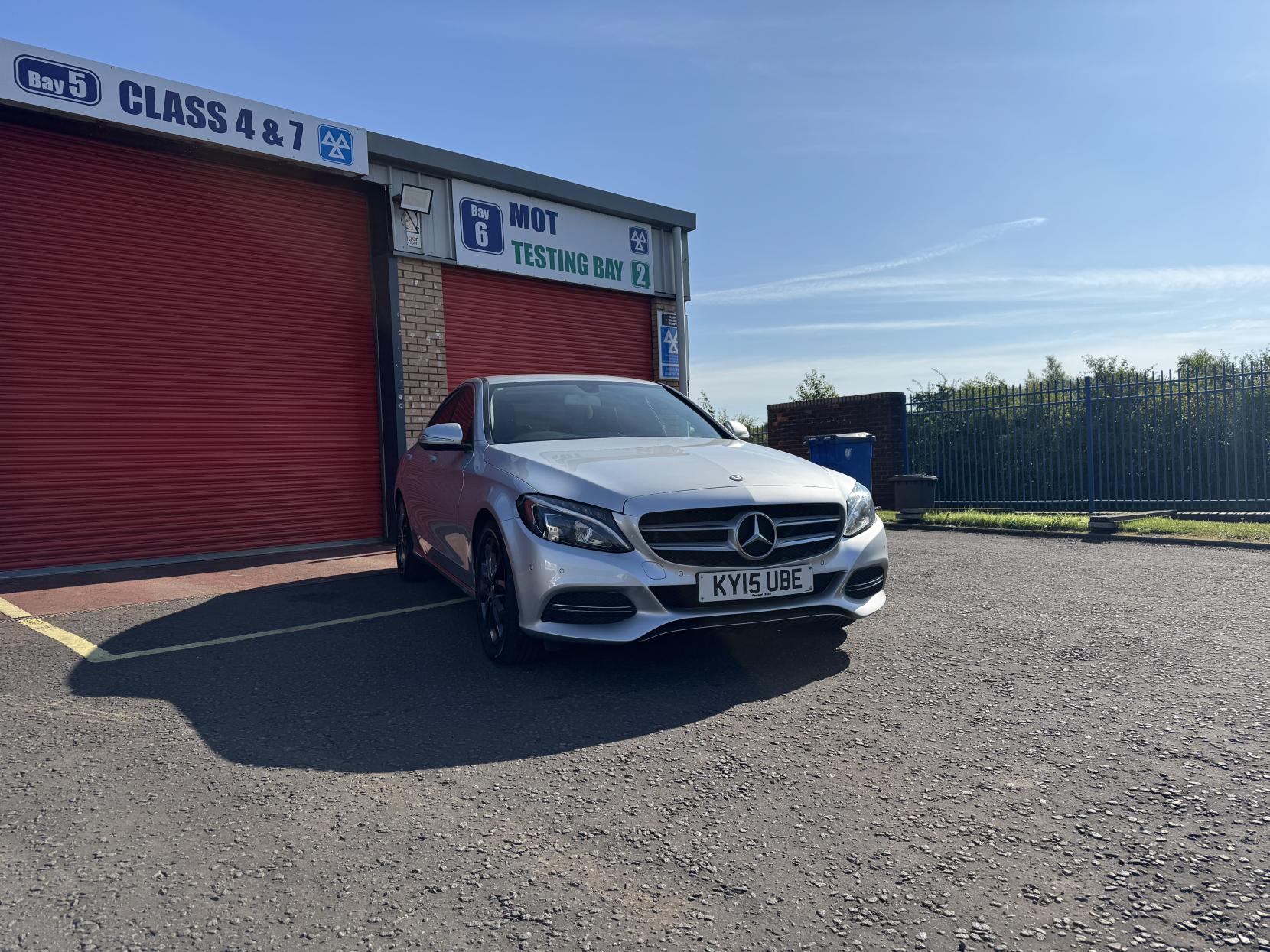 Mercedes-Benz C Class 2.1 C250 BlueTEC Sport Saloon 4dr Diesel G-Tronic+ Euro 6 (s/s) (204 ps)
