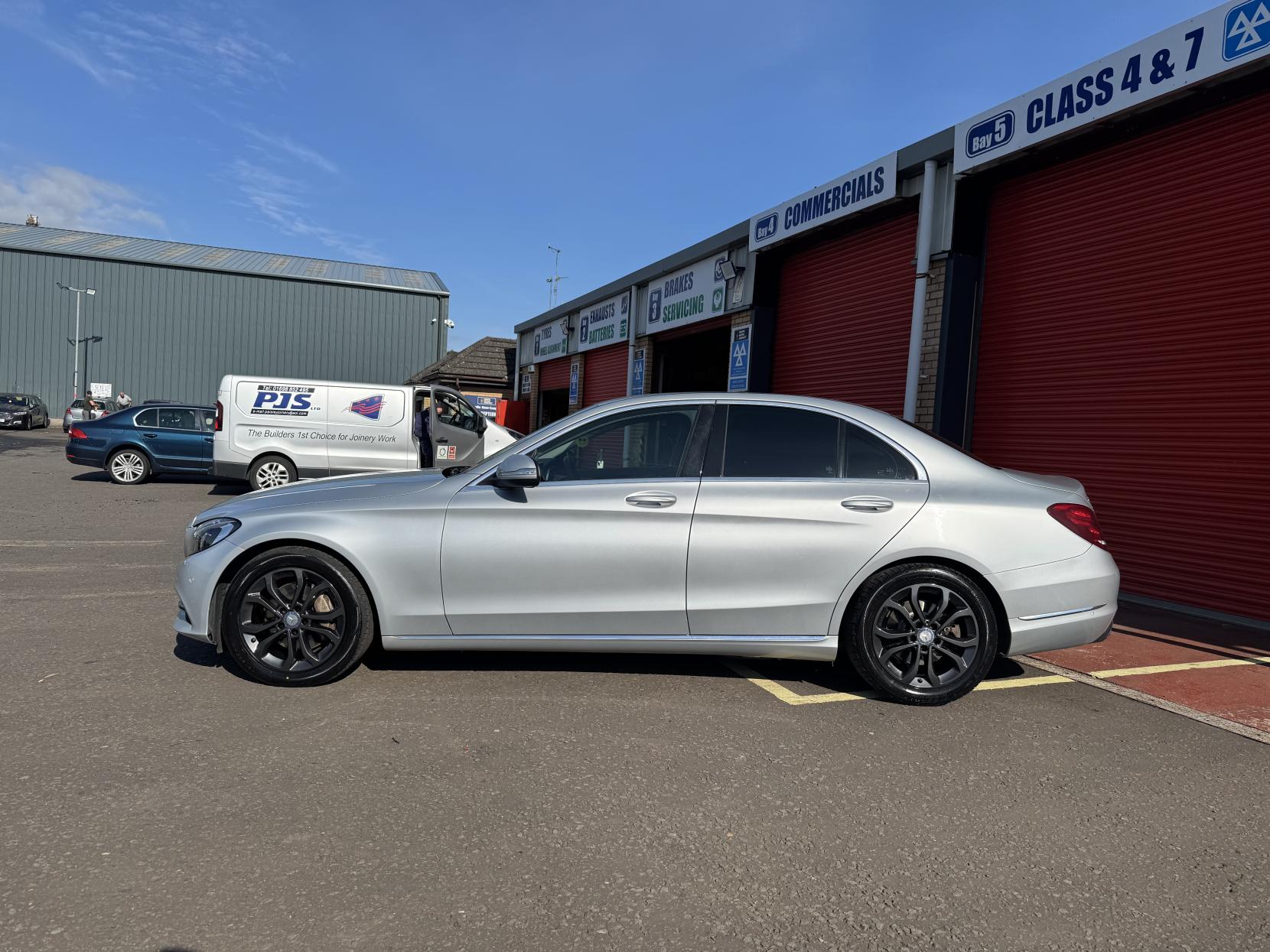 Mercedes-Benz C Class 2.1 C250 BlueTEC Sport Saloon 4dr Diesel G-Tronic+ Euro 6 (s/s) (204 ps)