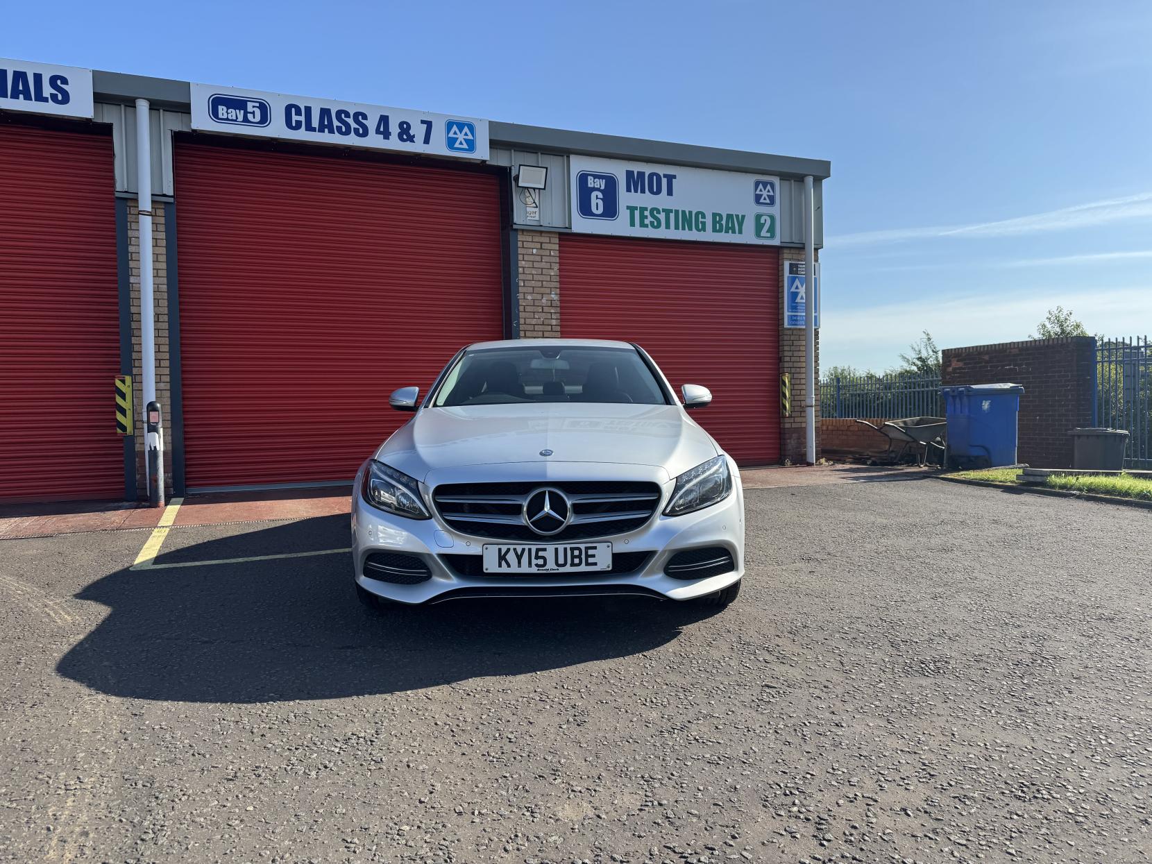 Mercedes-Benz C Class 2.1 C250 BlueTEC Sport Saloon 4dr Diesel G-Tronic+ Euro 6 (s/s) (204 ps)