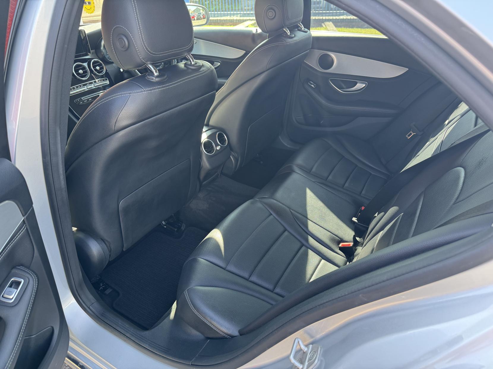 Mercedes-Benz C Class 2.1 C250 BlueTEC Sport Saloon 4dr Diesel G-Tronic+ Euro 6 (s/s) (204 ps)