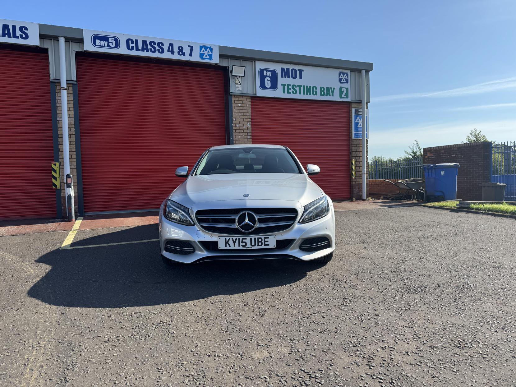 Mercedes-Benz C Class 2.1 C250 BlueTEC Sport Saloon 4dr Diesel G-Tronic+ Euro 6 (s/s) (204 ps)