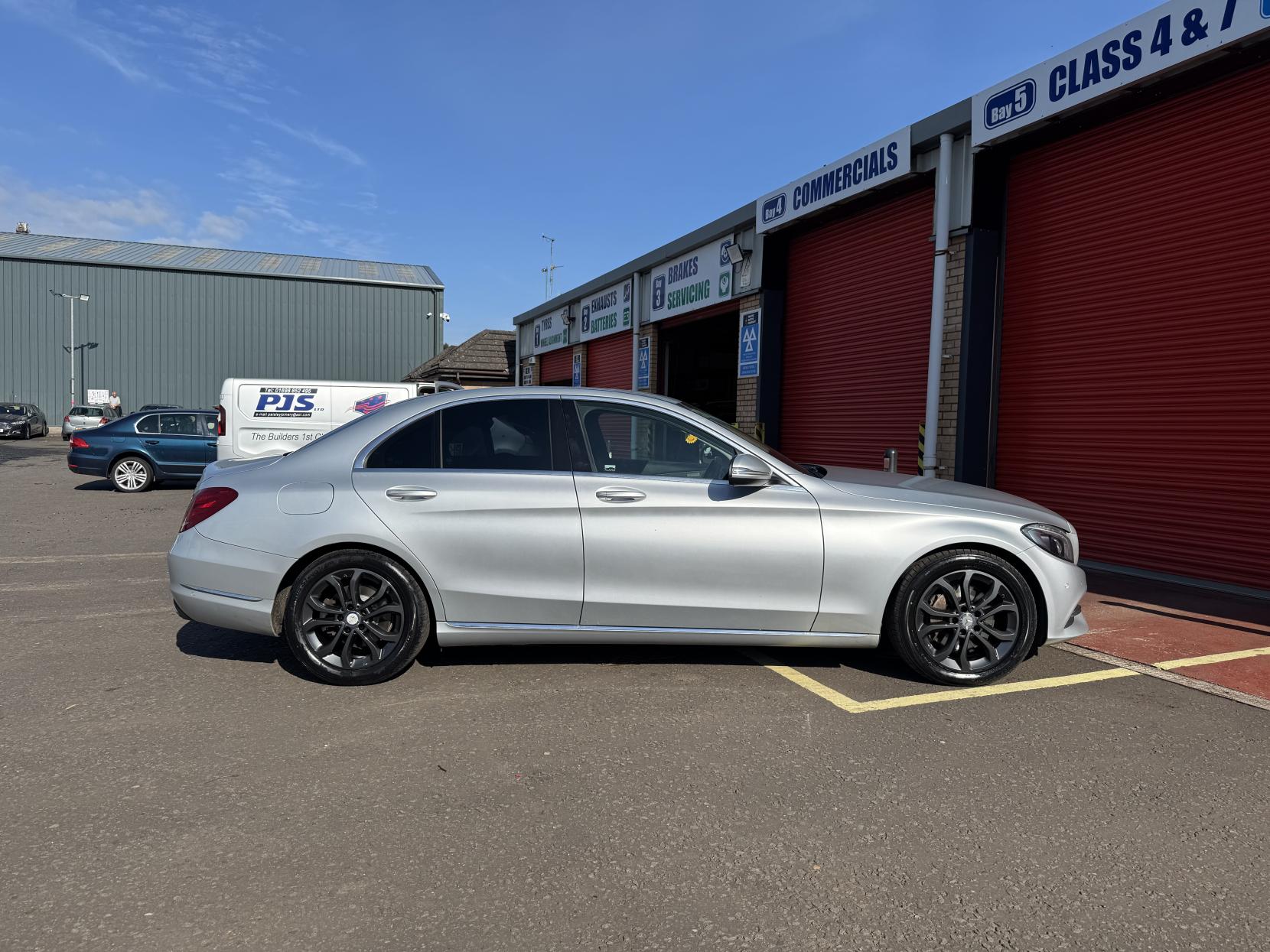 Mercedes-Benz C Class 2.1 C250 BlueTEC Sport Saloon 4dr Diesel G-Tronic+ Euro 6 (s/s) (204 ps)