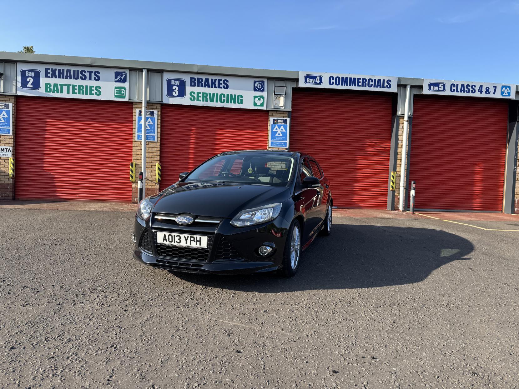 Ford Focus 1.6 TDCi Zetec S Hatchback 5dr Diesel Manual Euro 5 (s/s) (115 ps)