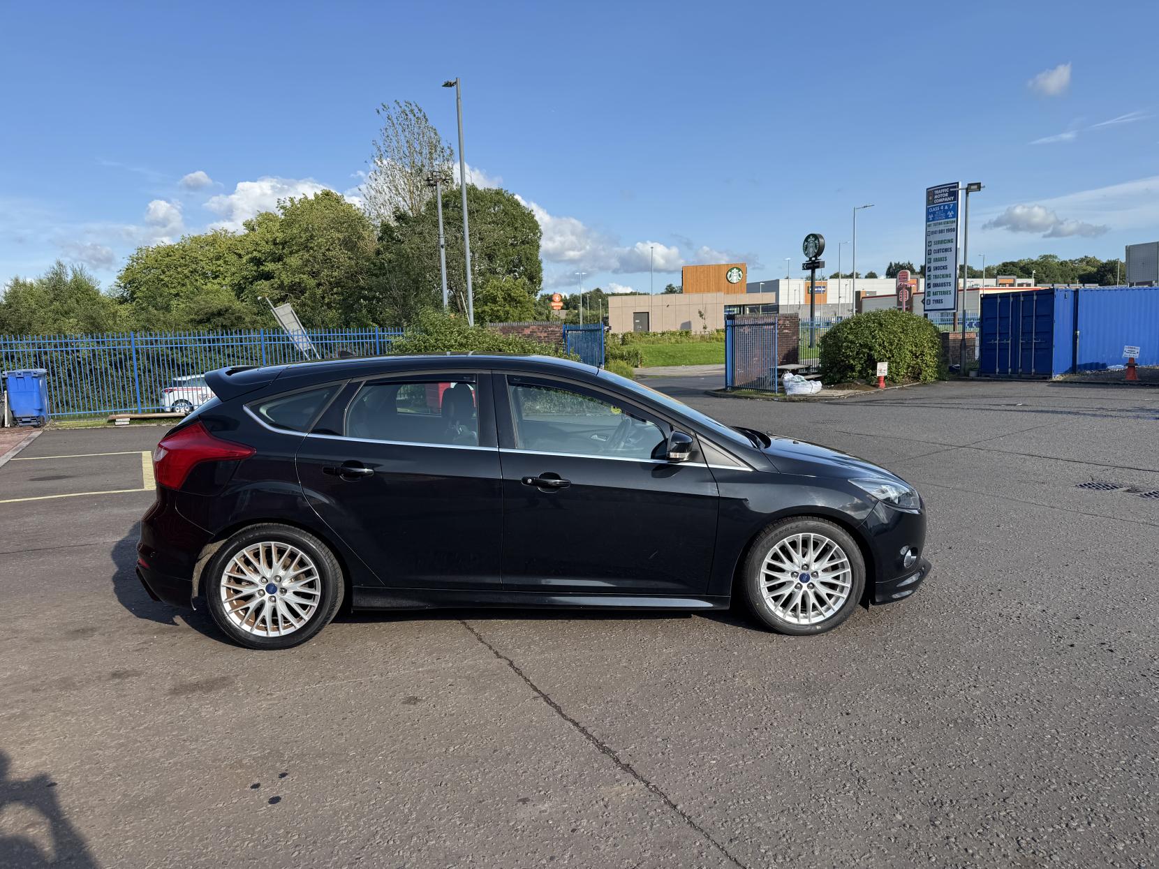 Ford Focus 1.6 TDCi Zetec S Hatchback 5dr Diesel Manual Euro 5 (s/s) (115 ps)