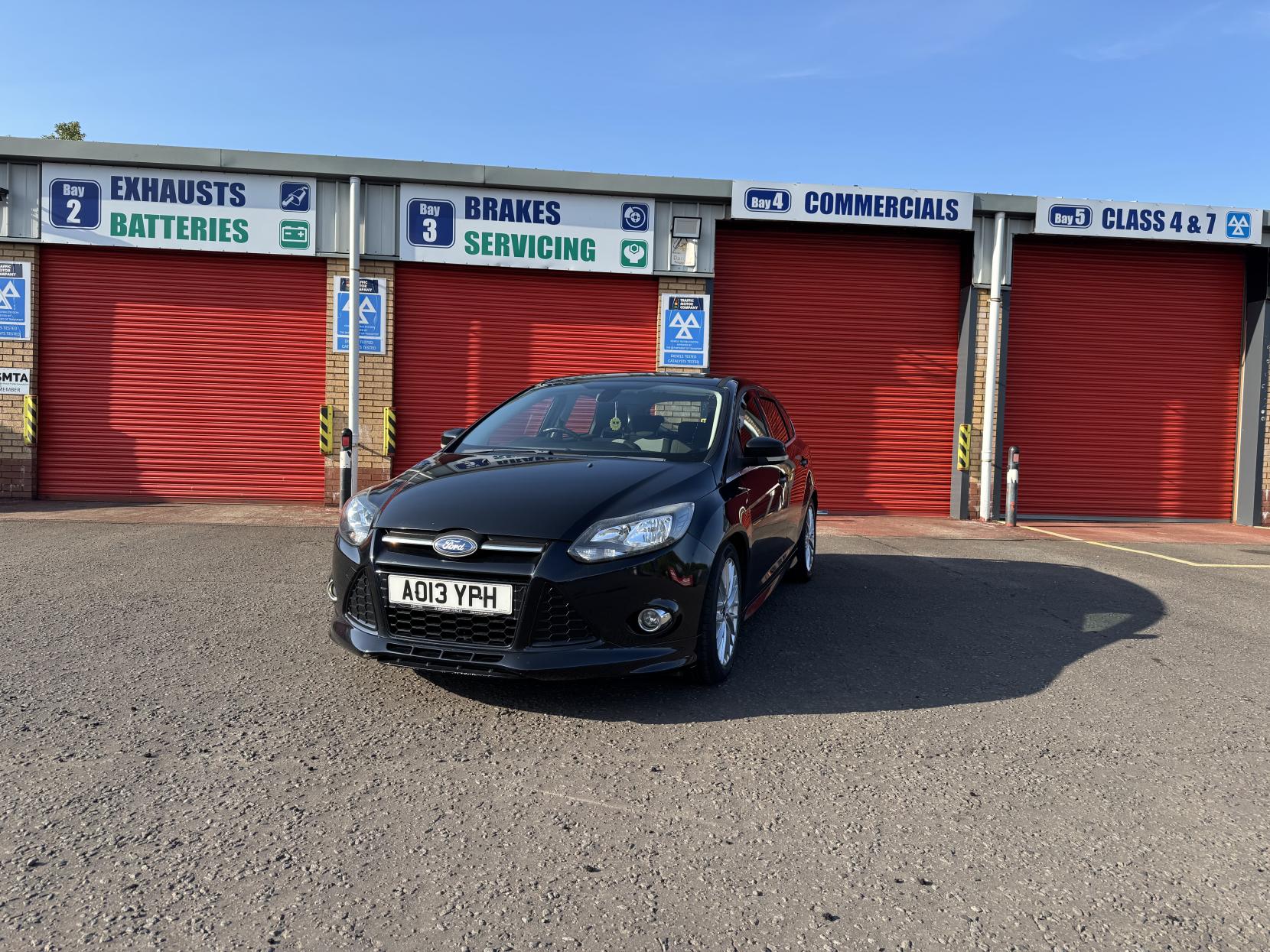 Ford Focus 1.6 TDCi Zetec S Hatchback 5dr Diesel Manual Euro 5 (s/s) (115 ps)