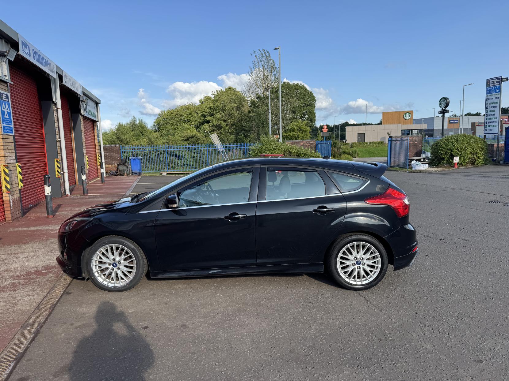 Ford Focus 1.6 TDCi Zetec S Hatchback 5dr Diesel Manual Euro 5 (s/s) (115 ps)
