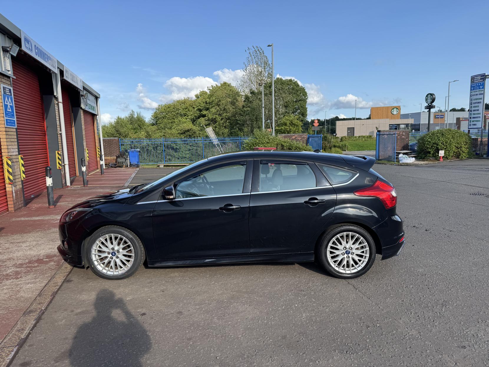 Ford Focus 1.6 TDCi Zetec S Hatchback 5dr Diesel Manual Euro 5 (s/s) (115 ps)