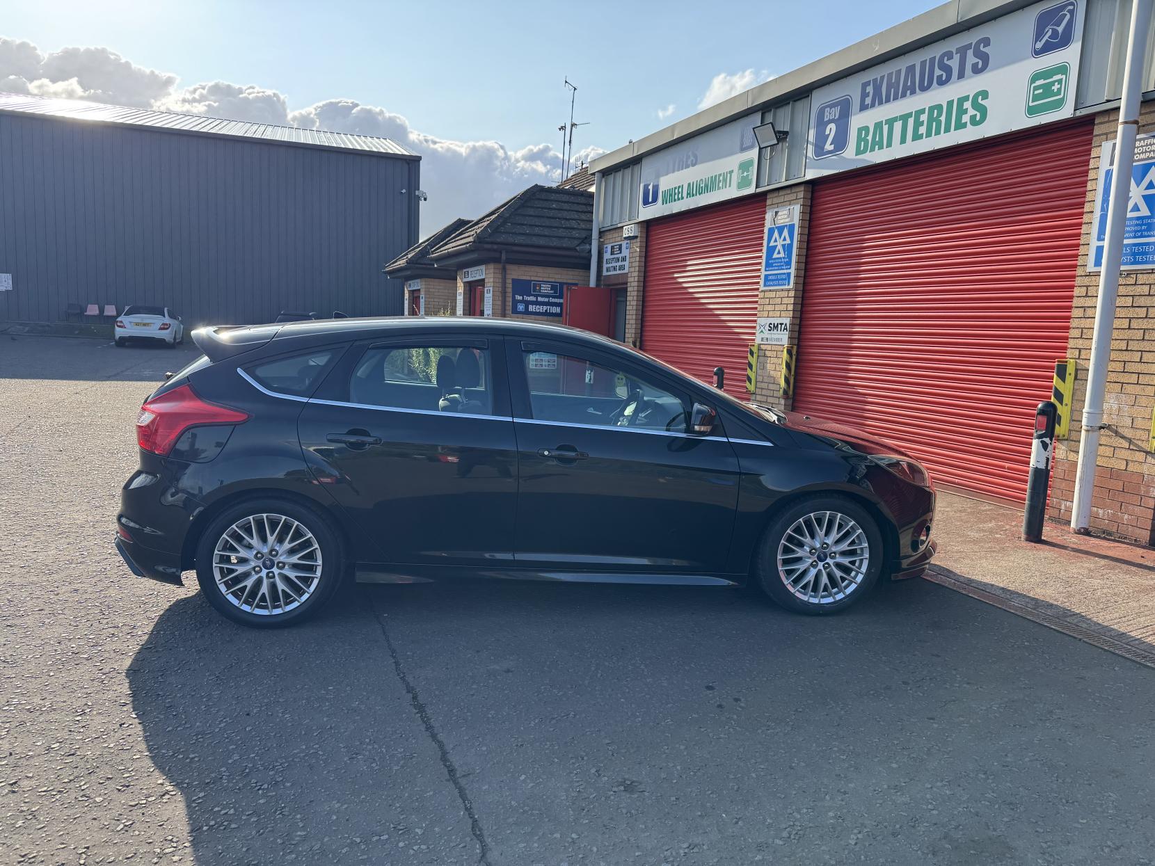 Ford Focus 1.6 TDCi Zetec S Hatchback 5dr Diesel Manual Euro 5 (s/s) (115 ps)