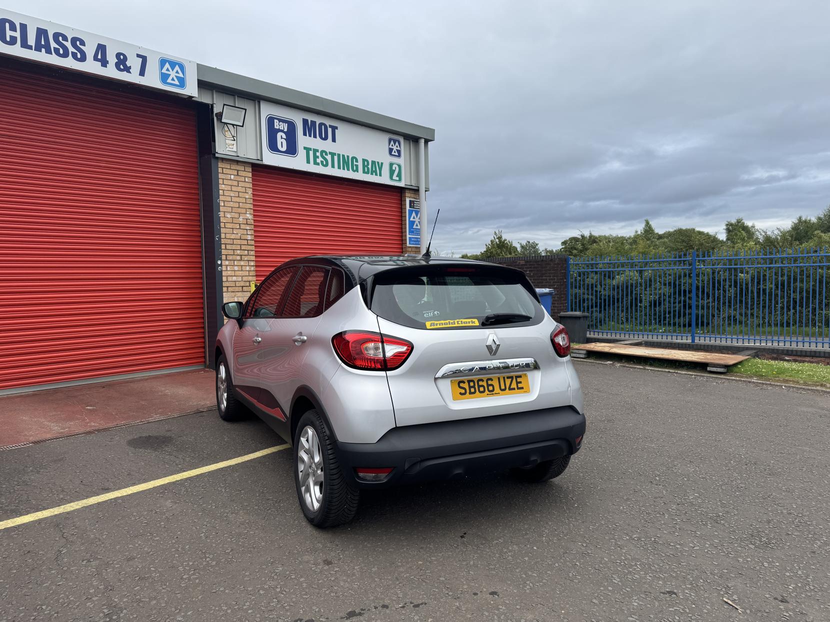 Renault Captur 0.9 TCe ENERGY Dynamique Nav SUV 5dr Petrol Manual Euro 6 (s/s) (90 ps)