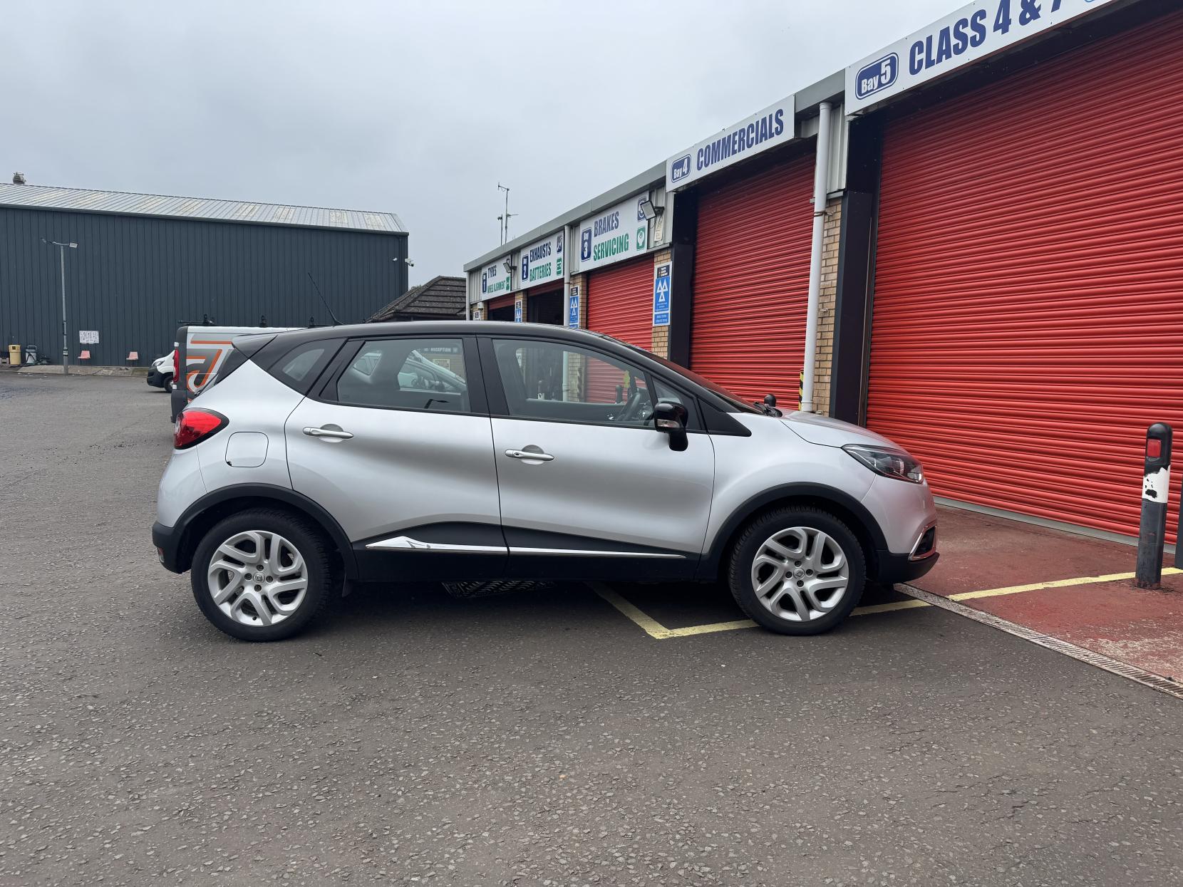 Renault Captur 0.9 TCe ENERGY Dynamique Nav SUV 5dr Petrol Manual Euro 6 (s/s) (90 ps)