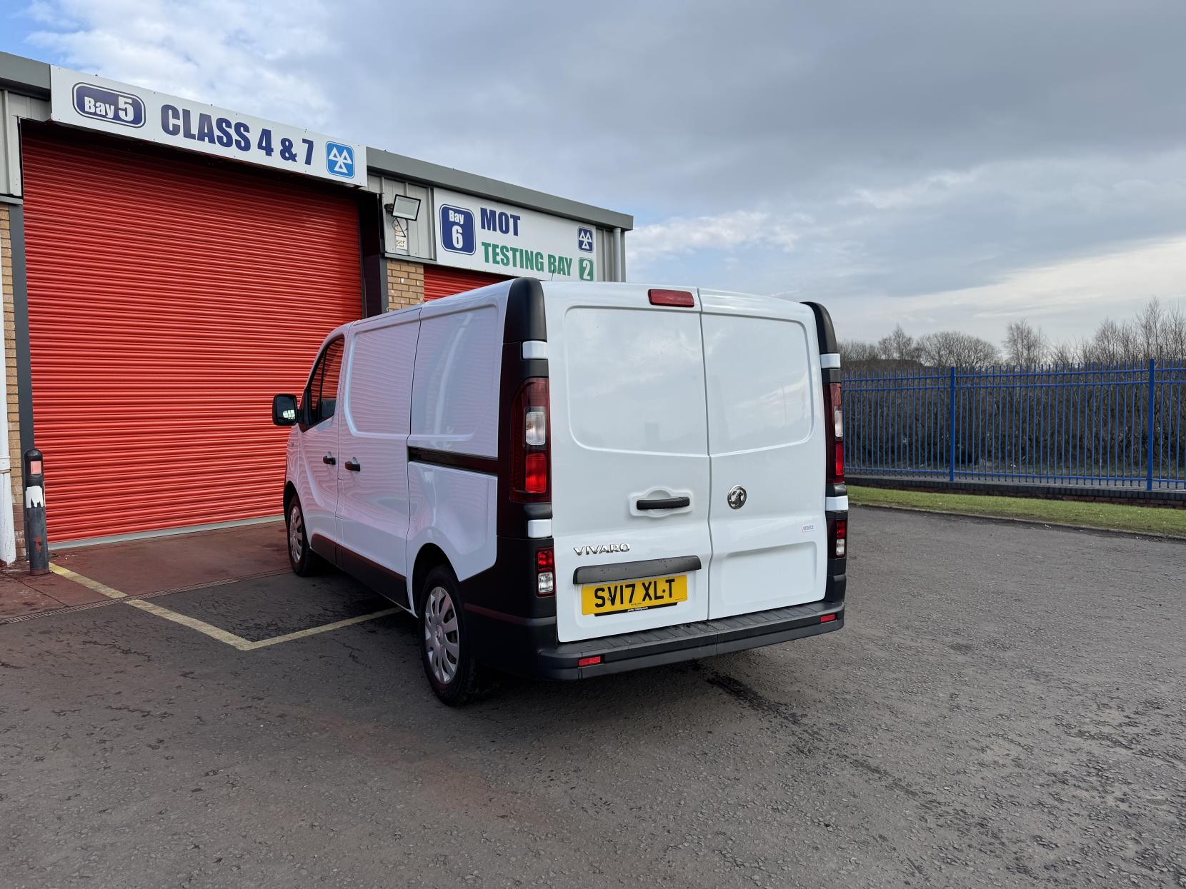 Vauxhall Vivaro 1.6 CDTi 2700 Panel Van 5dr Diesel Manual L1 H1 Euro 6 (95 ps)