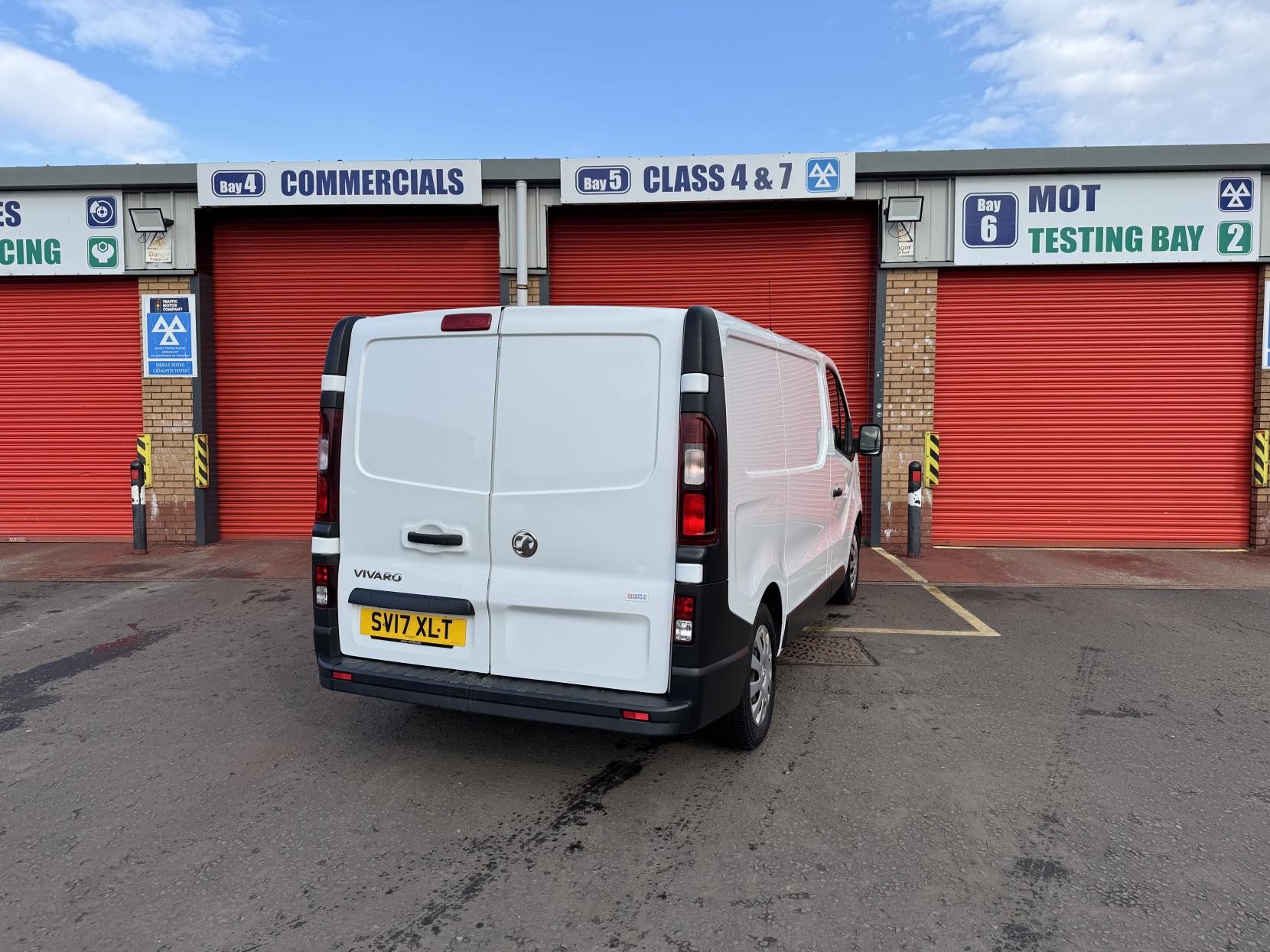 Vauxhall Vivaro 1.6 CDTi 2700 Panel Van 5dr Diesel Manual L1 H1 Euro 6 (95 ps)