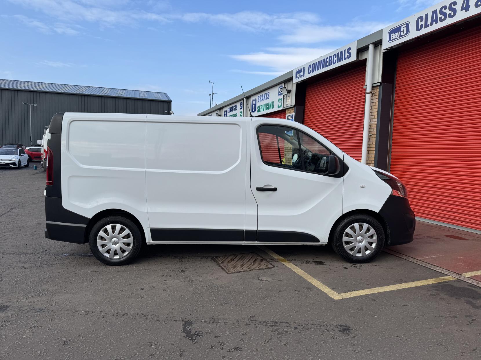 Vauxhall Vivaro 1.6 CDTi 2700 Panel Van 5dr Diesel Manual L1 H1 Euro 6 (95 ps)