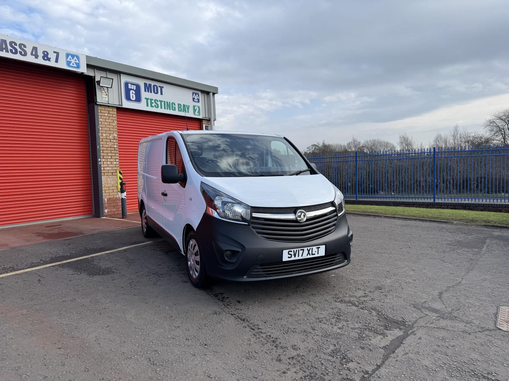 Vauxhall Vivaro 1.6 CDTi 2700 Panel Van 5dr Diesel Manual L1 H1 Euro 6 (95 ps)