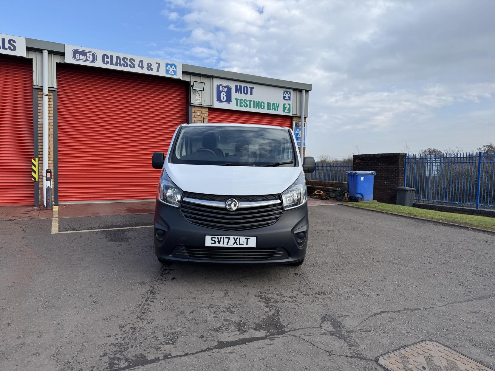 Vauxhall Vivaro 1.6 CDTi 2700 Panel Van 5dr Diesel Manual L1 H1 Euro 6 (95 ps)