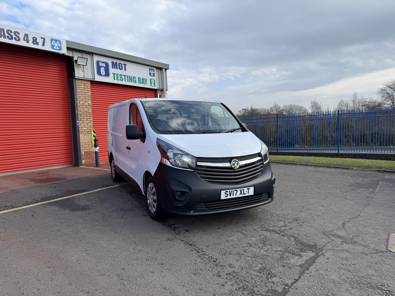 Vauxhall Vivaro 1.6 CDTi 2700 Panel Van 5dr Diesel Manual L1 H1 Euro 6 (95 ps)