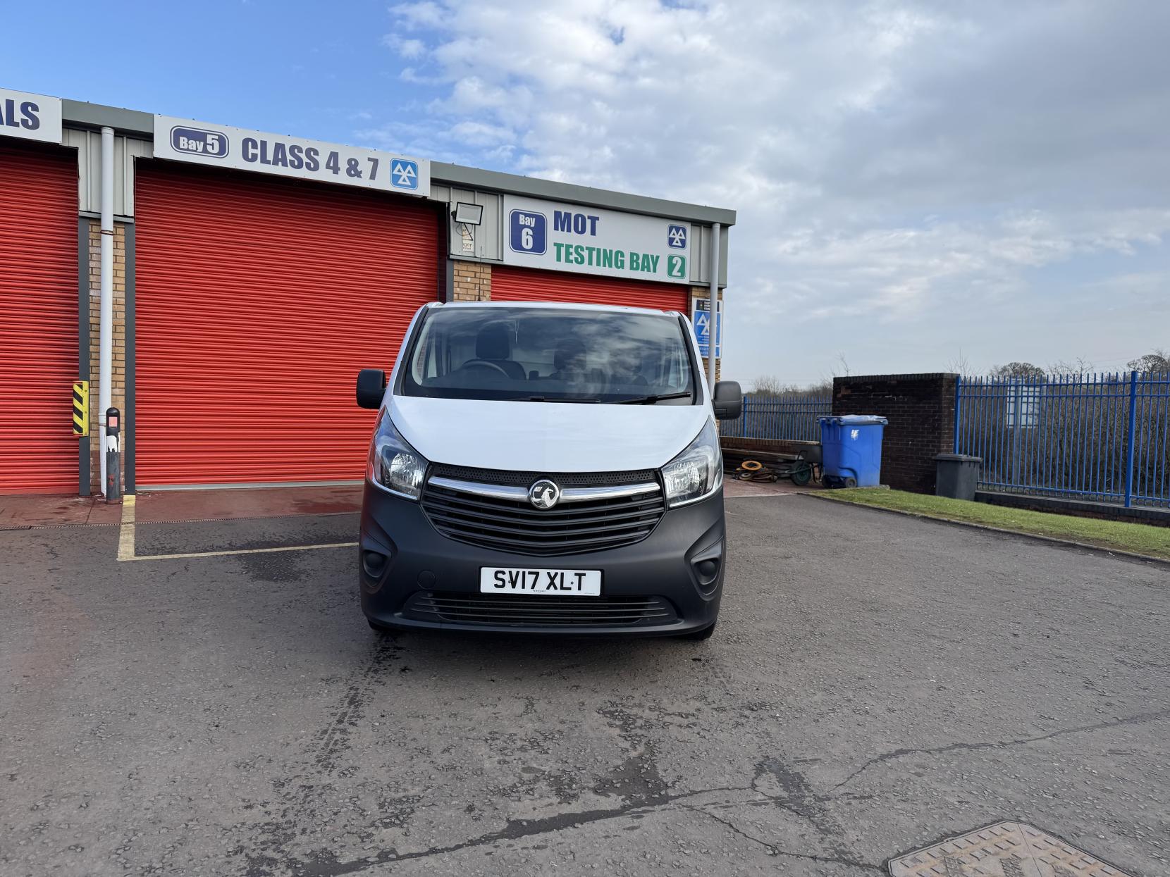 Vauxhall Vivaro 1.6 CDTi 2700 Panel Van 5dr Diesel Manual L1 H1 Euro 6 (95 ps)