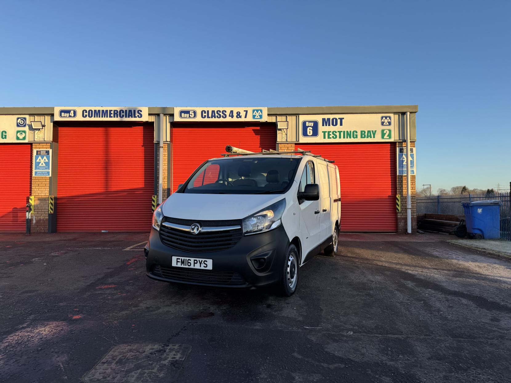 Vauxhall Vivaro 1.6 CDTi 2900 ecoFLEX Panel Van 5dr Diesel Manual L1 H1 Euro 5 (s/s) (90 ps)