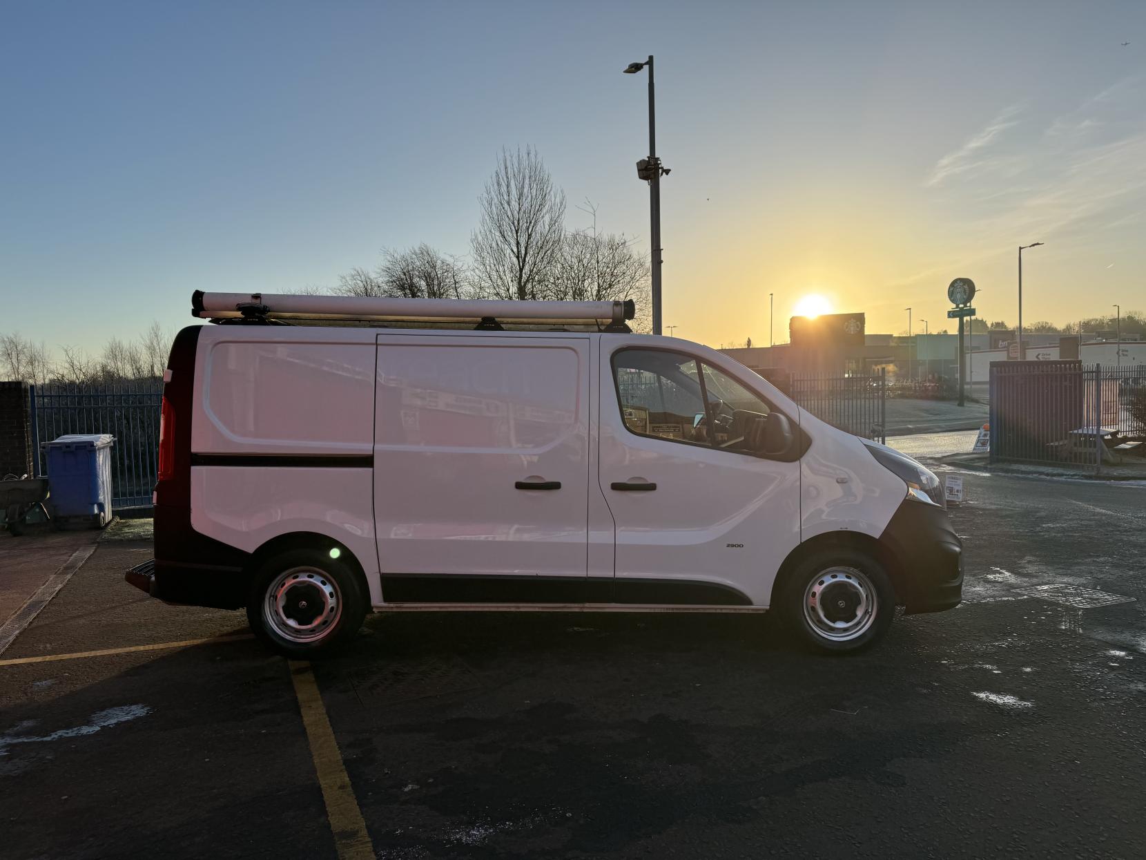 Vauxhall Vivaro 1.6 CDTi 2900 ecoFLEX Panel Van 5dr Diesel Manual L1 H1 Euro 5 (s/s) (90 ps)