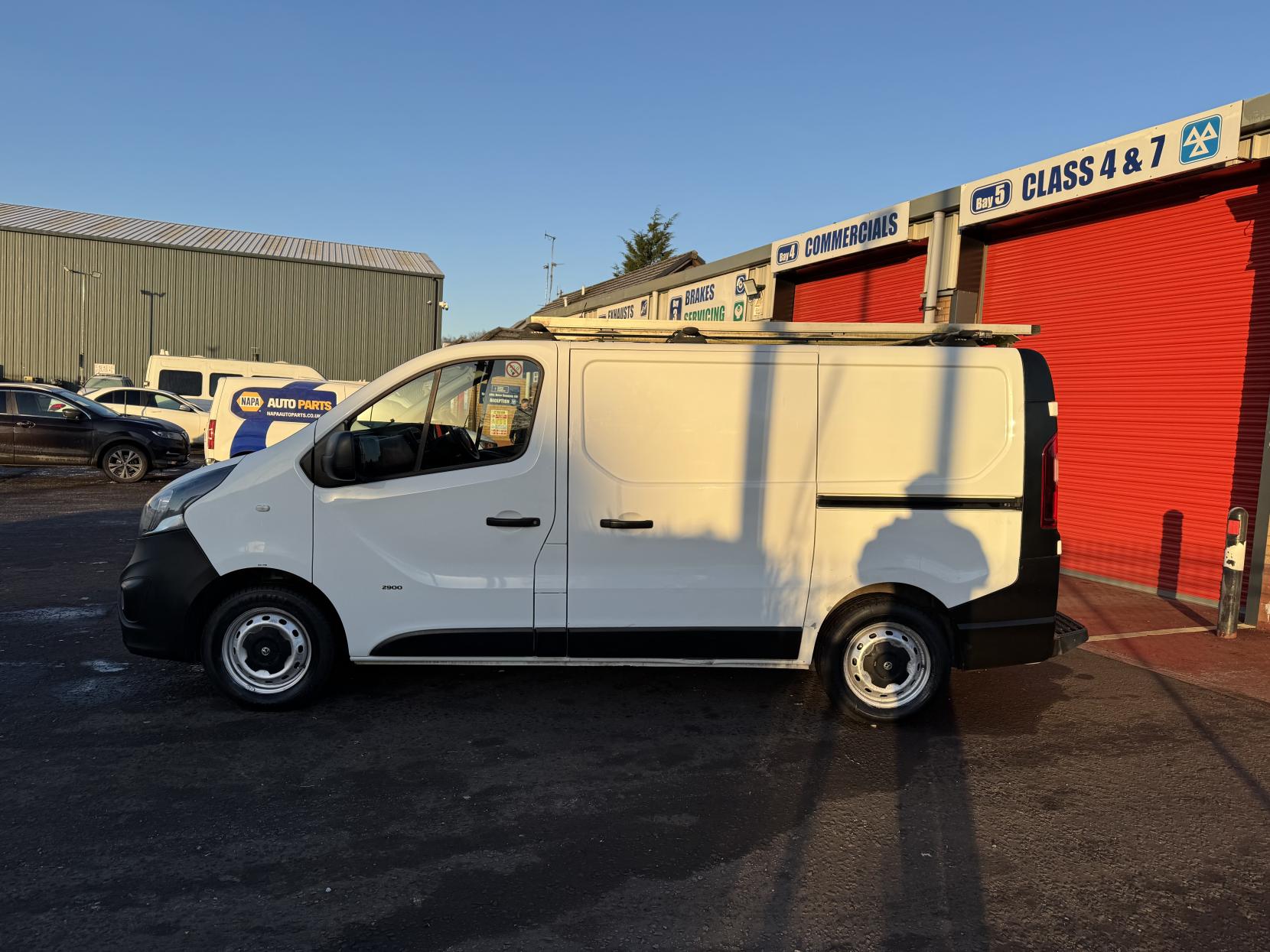 Vauxhall Vivaro 1.6 CDTi 2900 ecoFLEX Panel Van 5dr Diesel Manual L1 H1 Euro 5 (s/s) (90 ps)