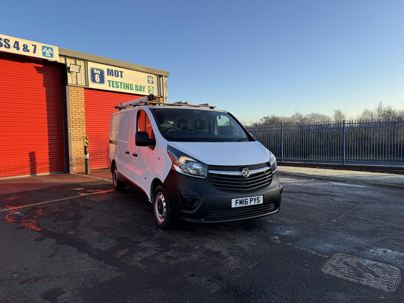 Vauxhall Vivaro 1.6 CDTi 2900 ecoFLEX Panel Van 5dr Diesel Manual L1 H1 Euro 5 (s/s) (90 ps)