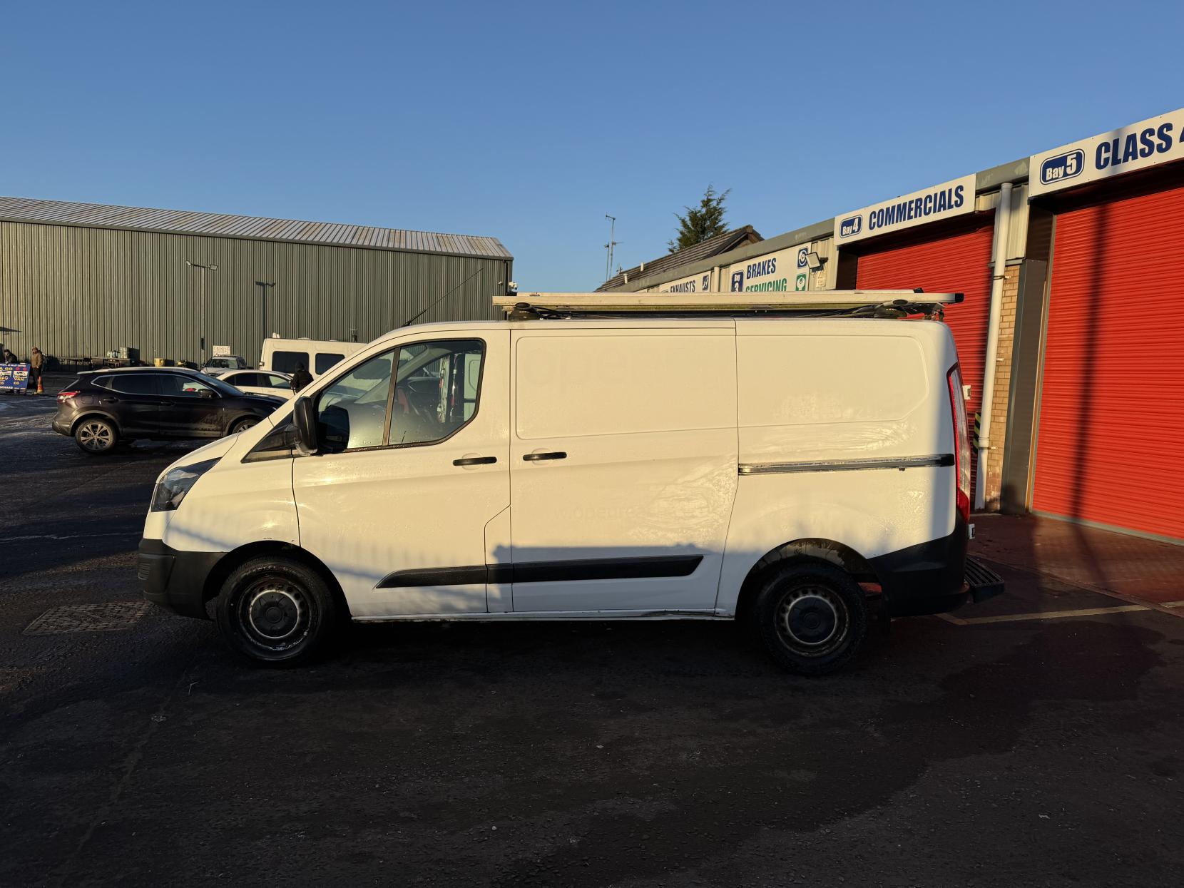 Ford Transit Custom 2.0 TDCi 310 Panel Van 5dr Diesel Manual L1 H1 (163 g/km, 104 bhp)