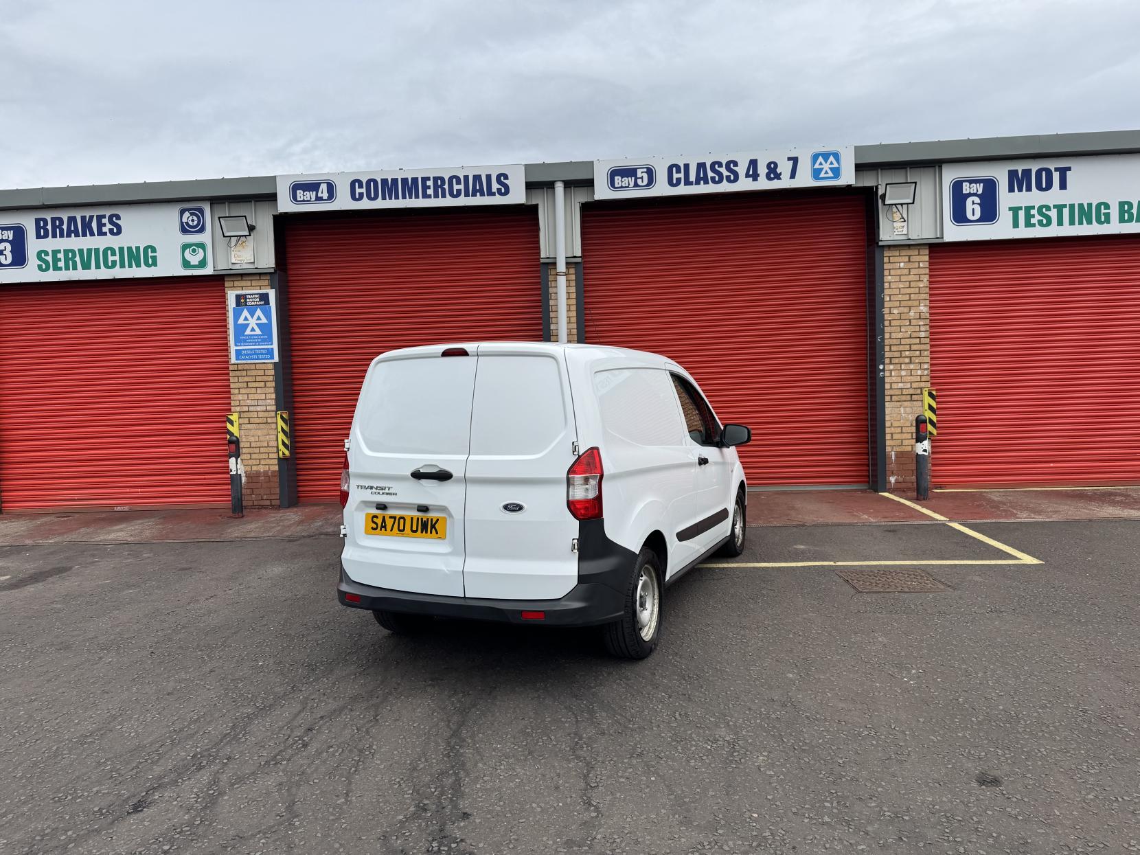 Ford Transit Courier 1.5 TDCi Leader Panel Van 4dr Diesel Manual L1 Euro 6 (75 ps)