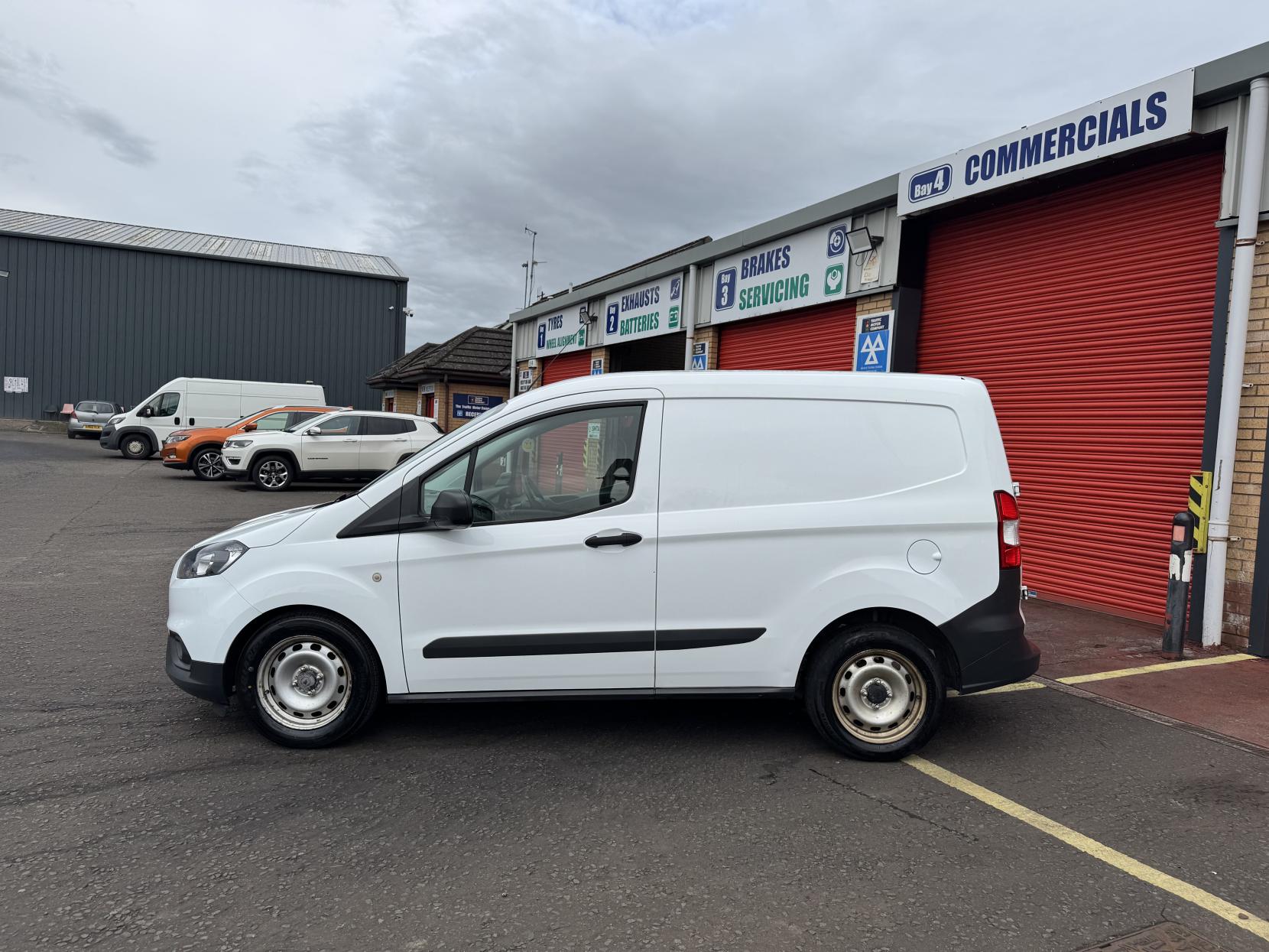 Ford Transit Courier 1.5 TDCi Leader Panel Van 4dr Diesel Manual L1 Euro 6 (75 ps)