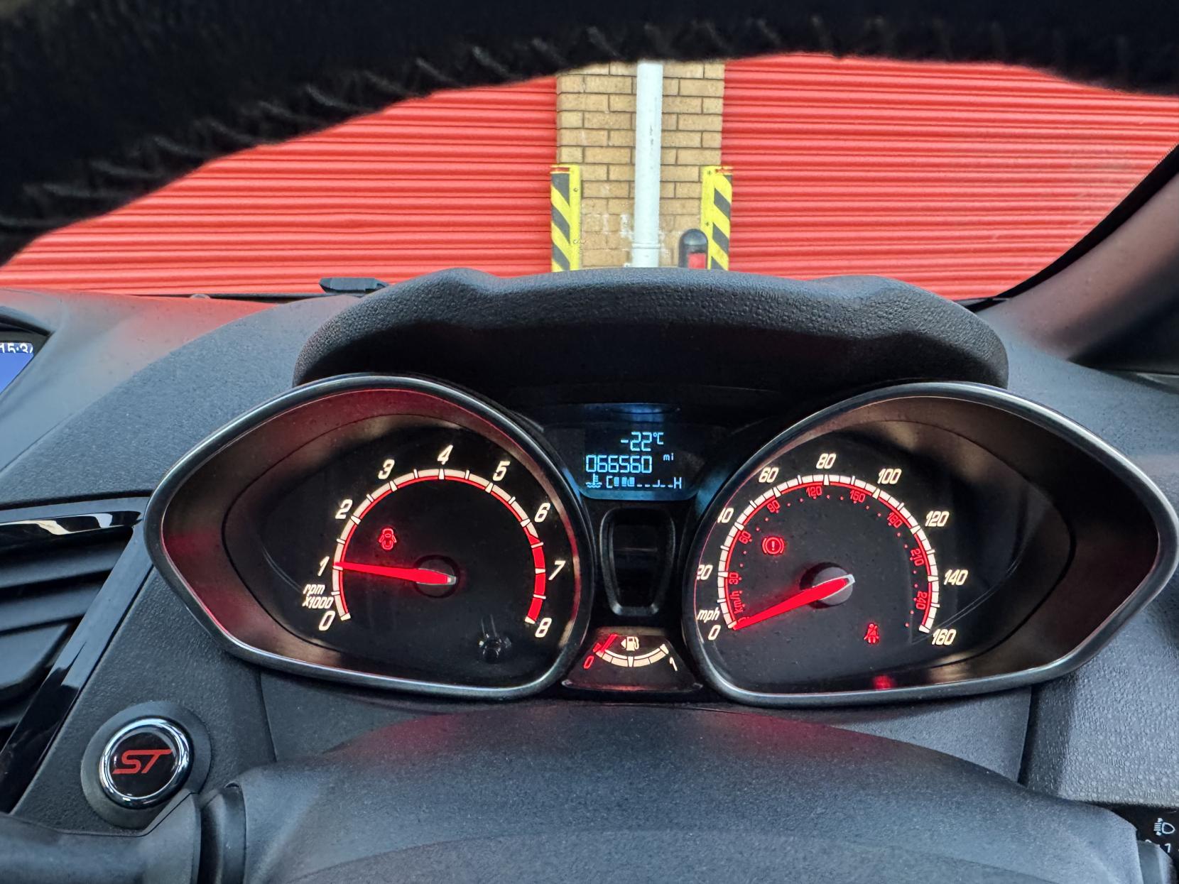 Ford Fiesta 1.6T EcoBoost ST-2 Hatchback 3dr Petrol Manual Euro 5 (182 ps)