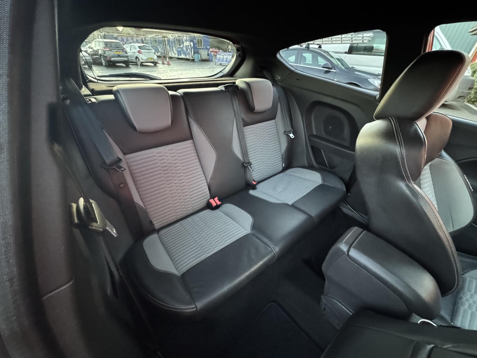 Ford Fiesta 1.6T EcoBoost ST-2 Hatchback 3dr Petrol Manual Euro 5 (182 ps)