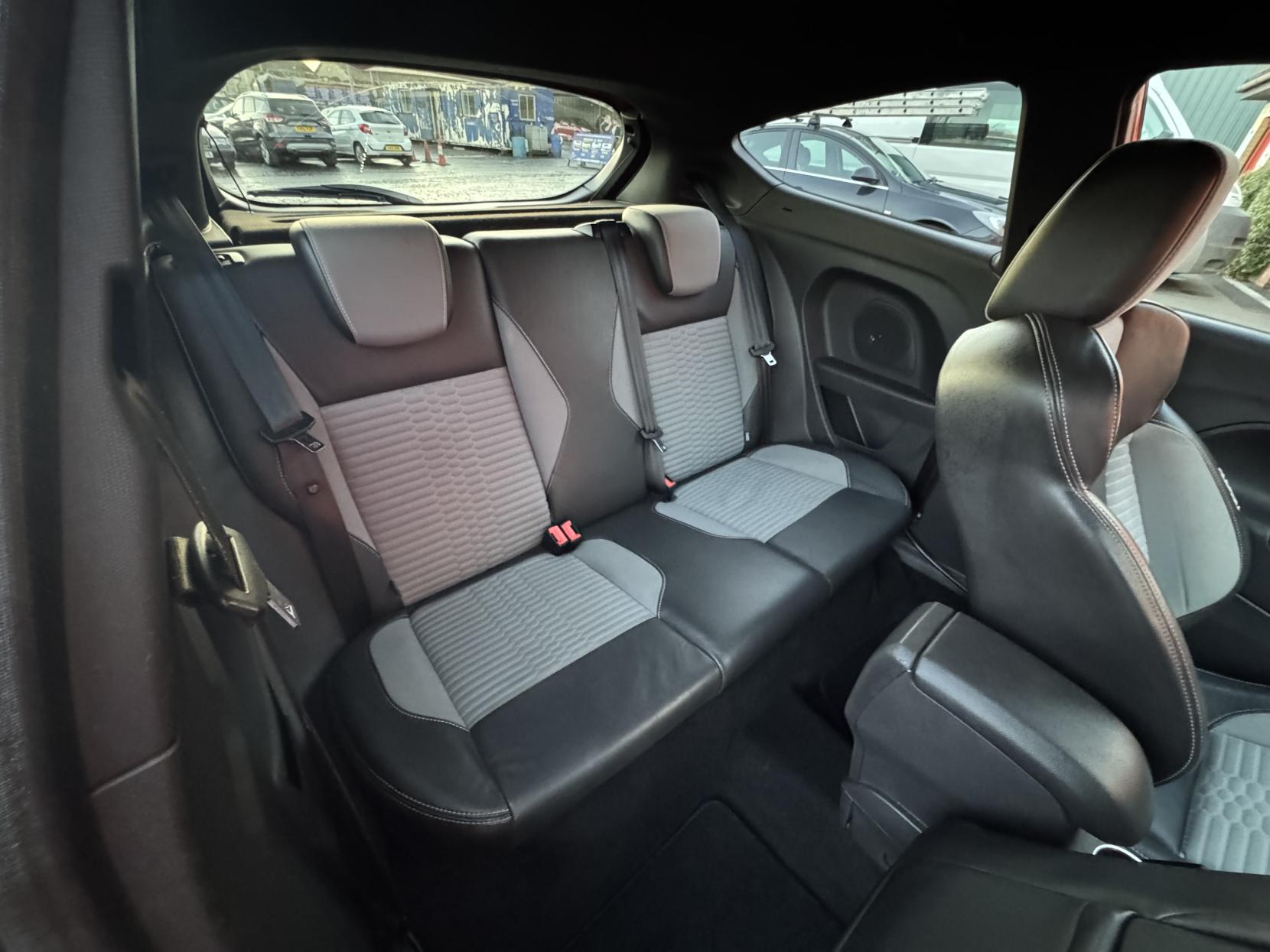 Ford Fiesta 1.6T EcoBoost ST-2 Hatchback 3dr Petrol Manual Euro 5 (182 ps)