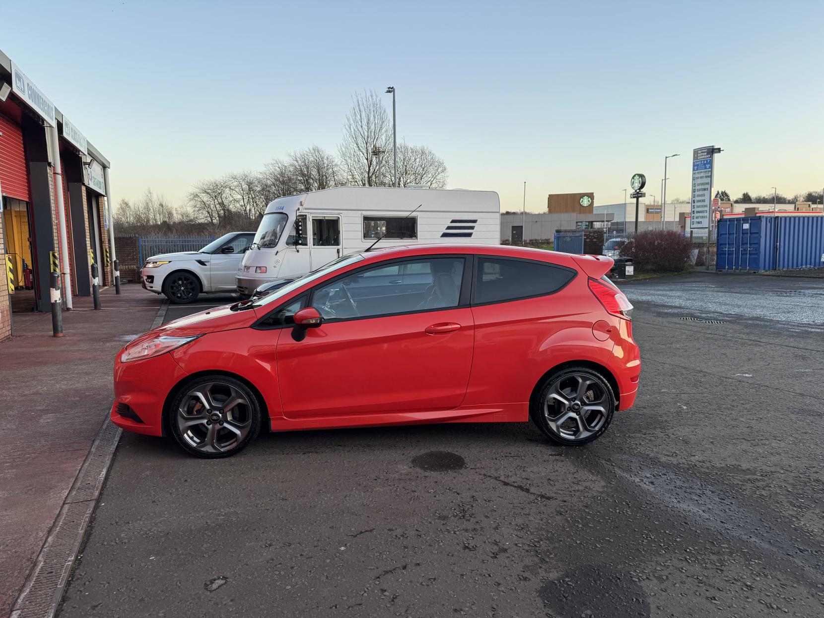 Ford Fiesta 1.6T EcoBoost ST-2 Hatchback 3dr Petrol Manual Euro 5 (182 ps)